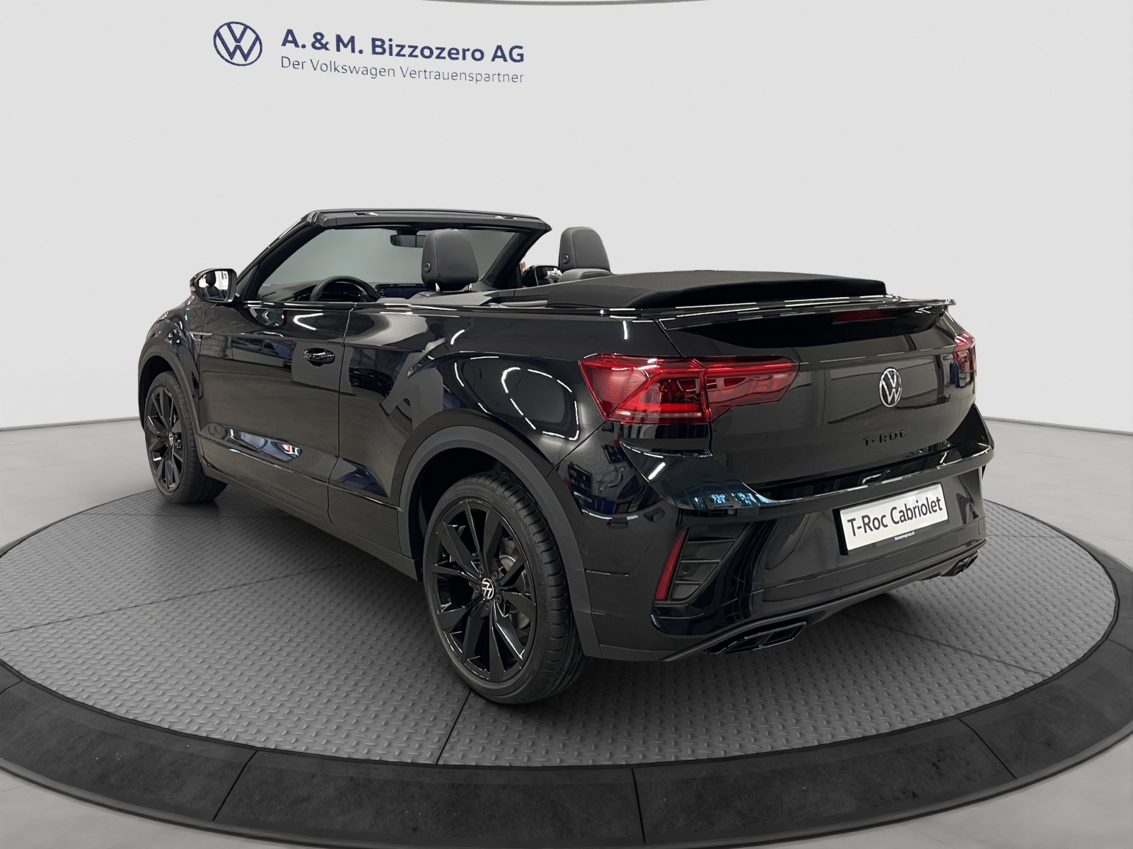 VW T-Roc Cabriolet 1.5 TSI EVO R-Line DSG-image-2