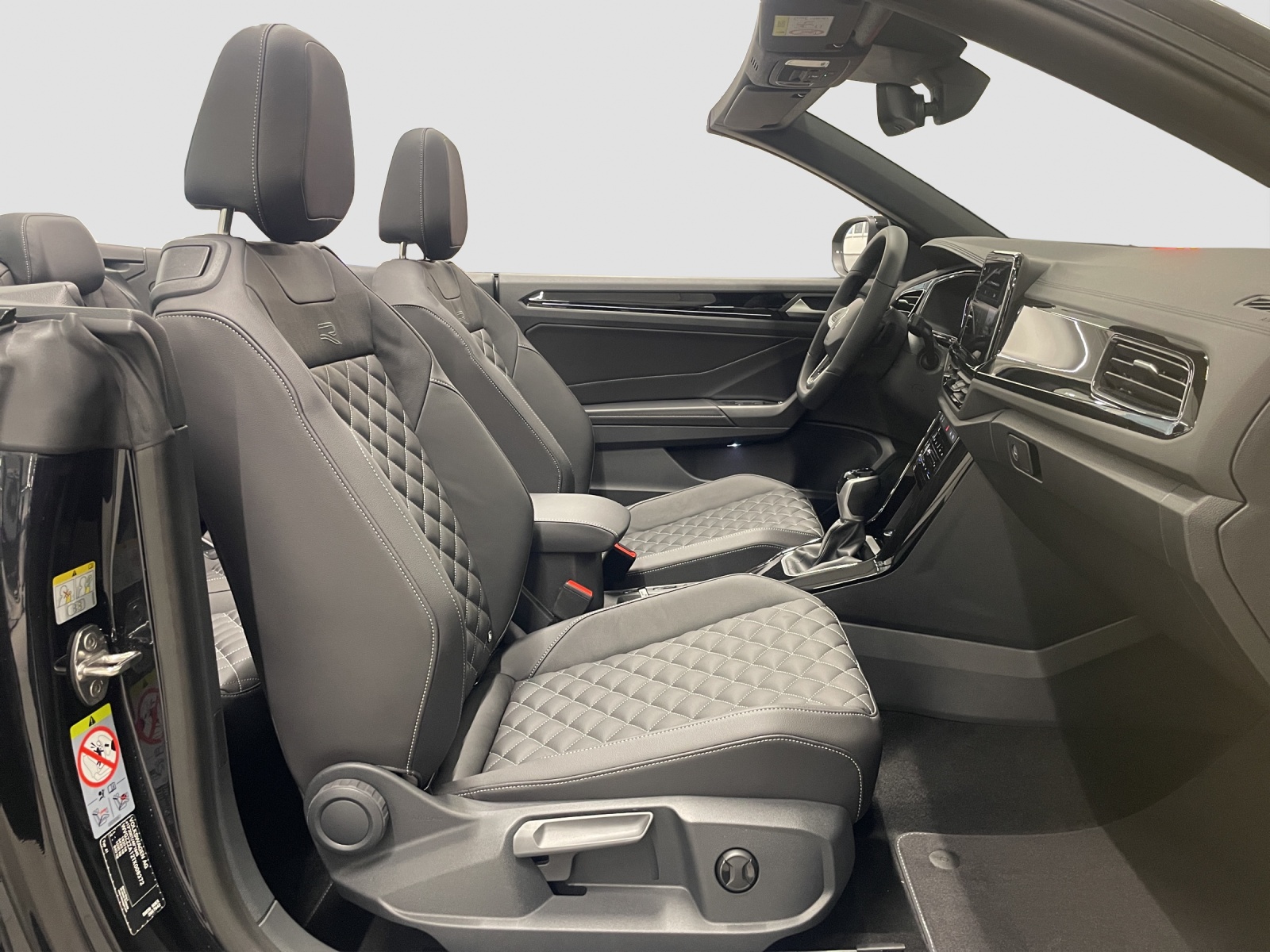 VW T-Roc Cabriolet 1.5 TSI EVO R-Line DSG-image-13