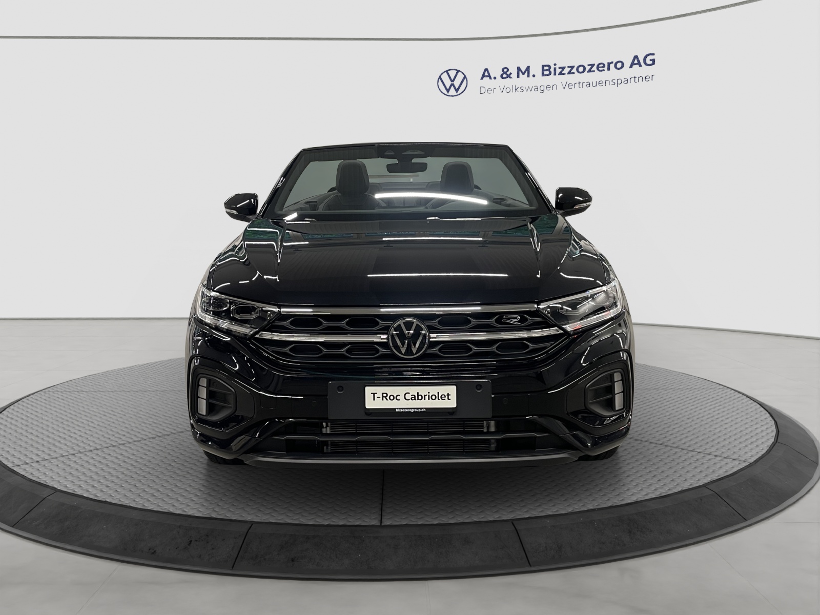 VW T-Roc Cabriolet 1.5 TSI EVO R-Line DSG-image-7