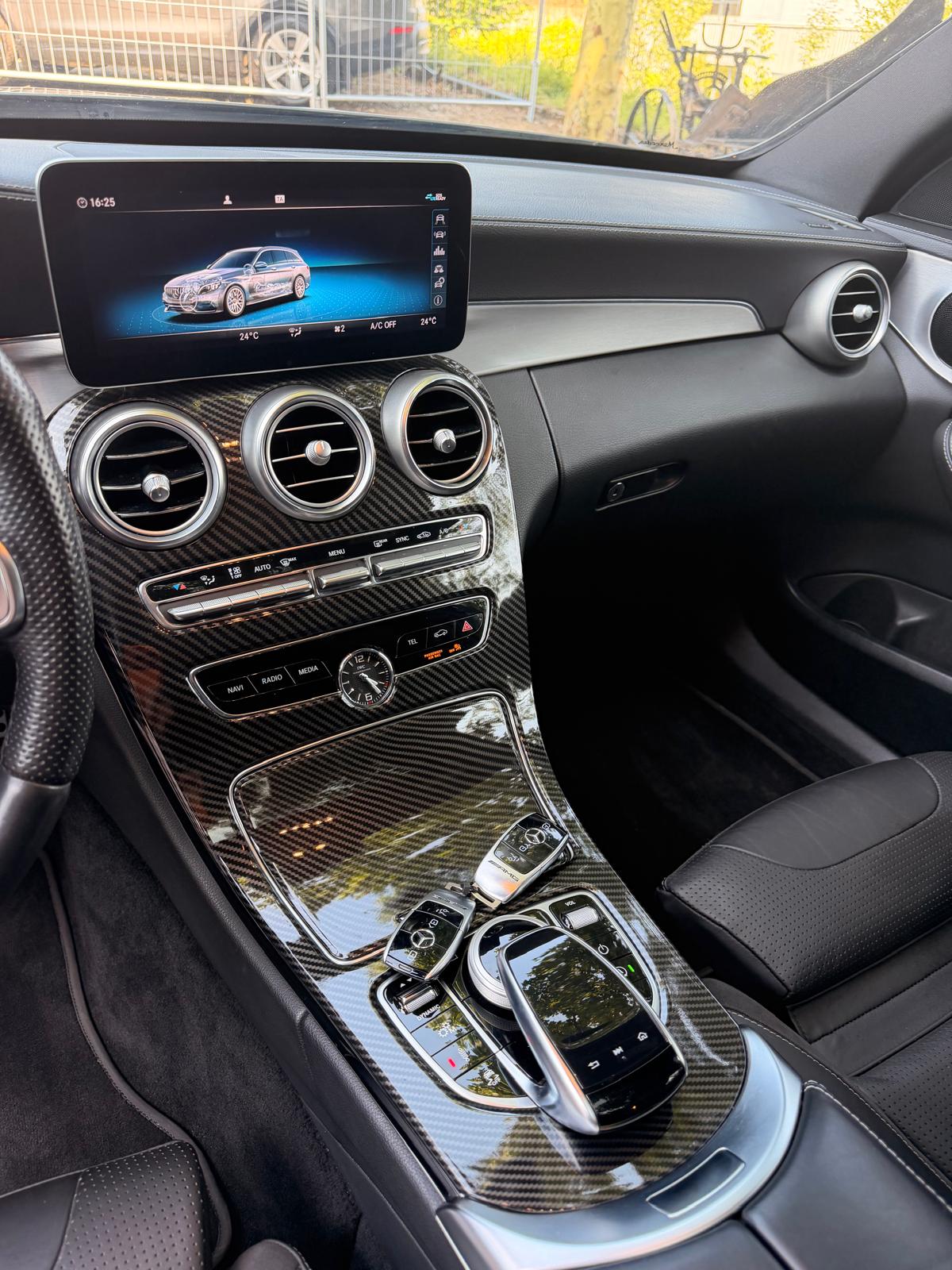 MERCEDES-BENZ C 63 AMG-image-14