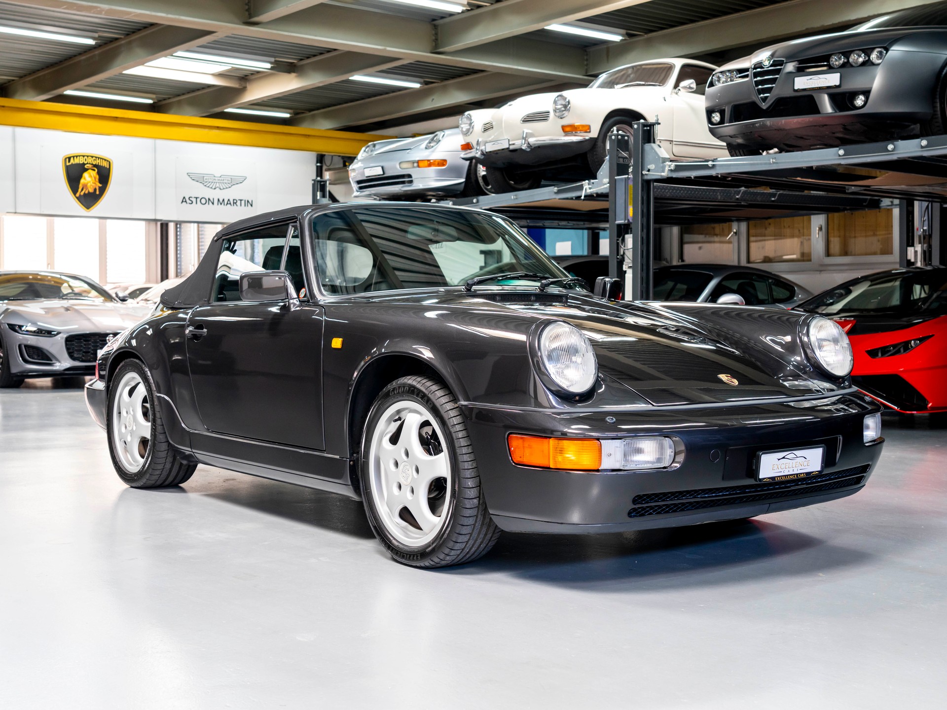 PORSCHE 911 Carrera 4 Cabrio-image-3