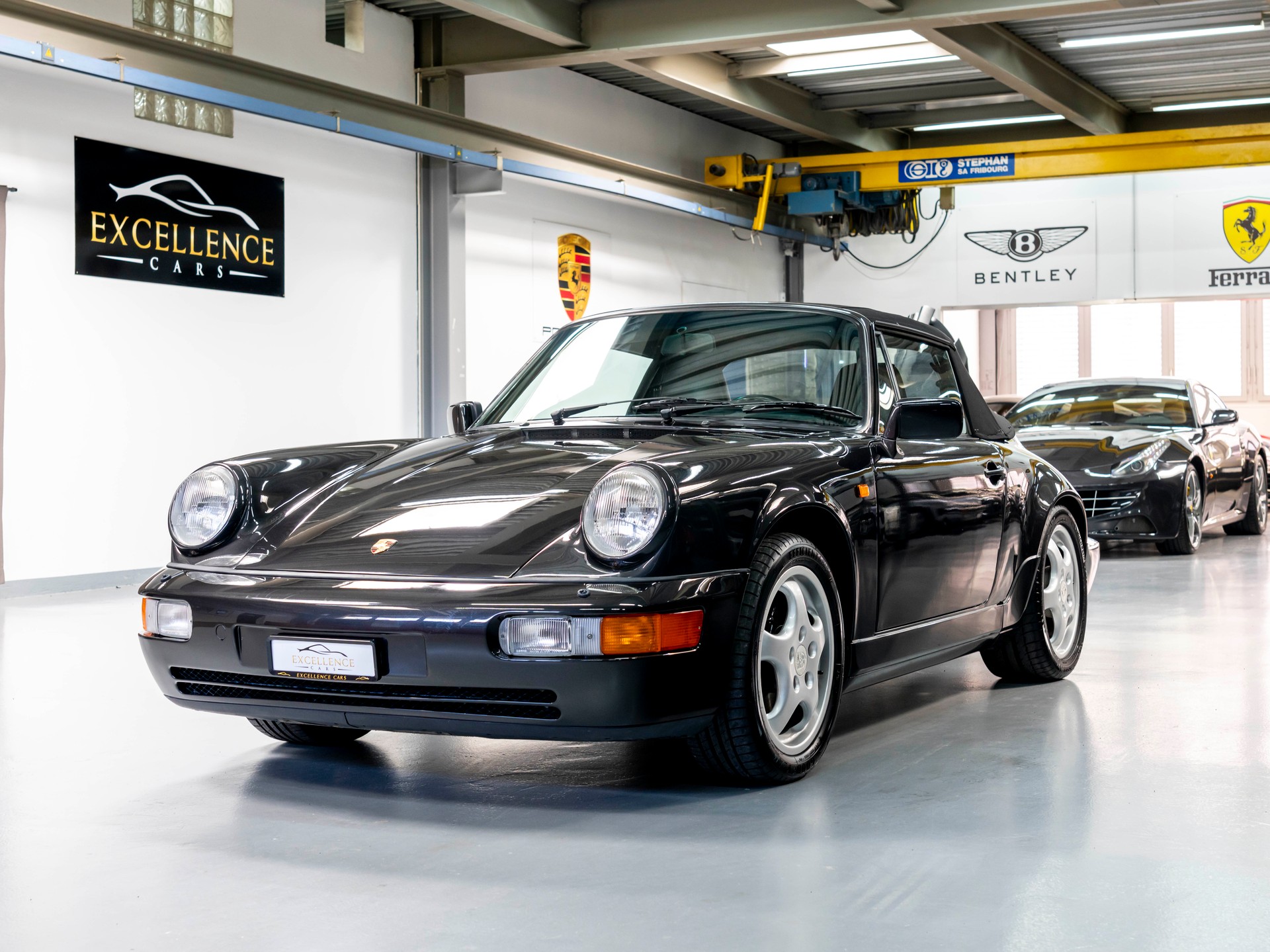 PORSCHE 911 Carrera 4 Cabrio-image-0