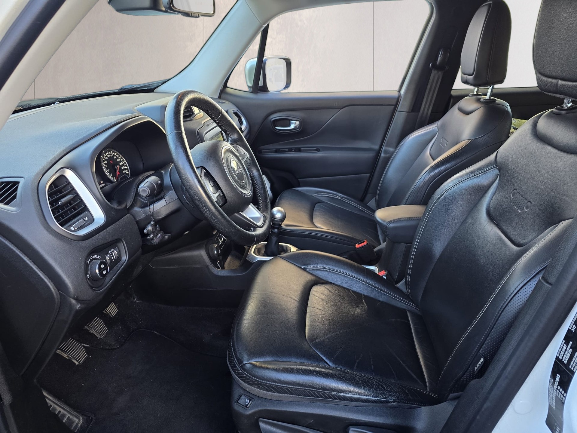 JEEP Renegade 2.0 CRD Longtitude AWD-image-14