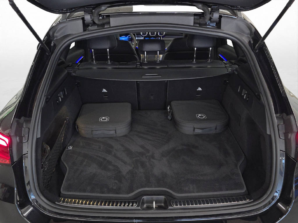 MERCEDES-BENZ GLC 300 de AMG Line 4Matic EQ Star-image-8