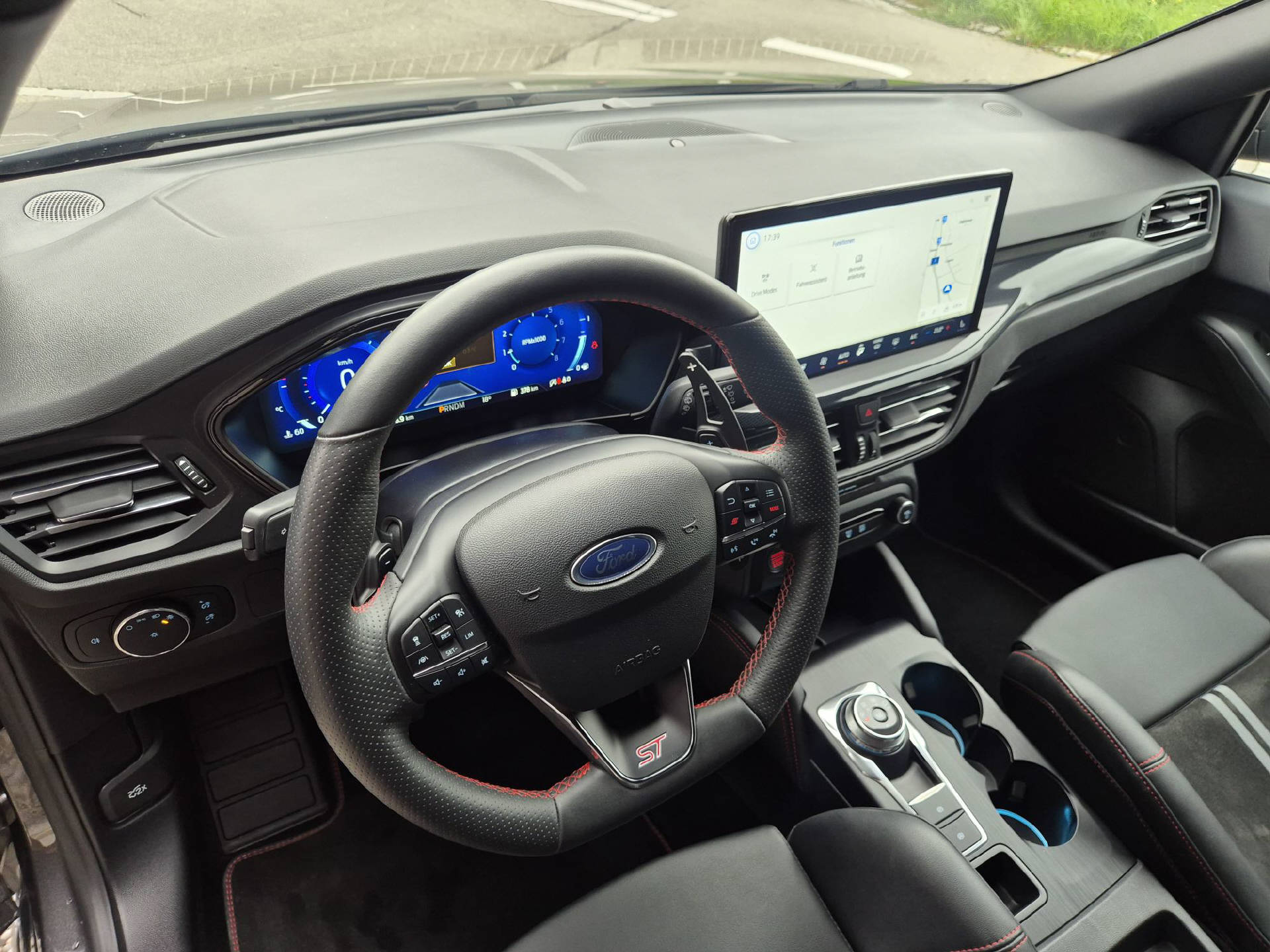 FORD Focus 2.3 EcoB ST 280 Remus/Brock-image-9