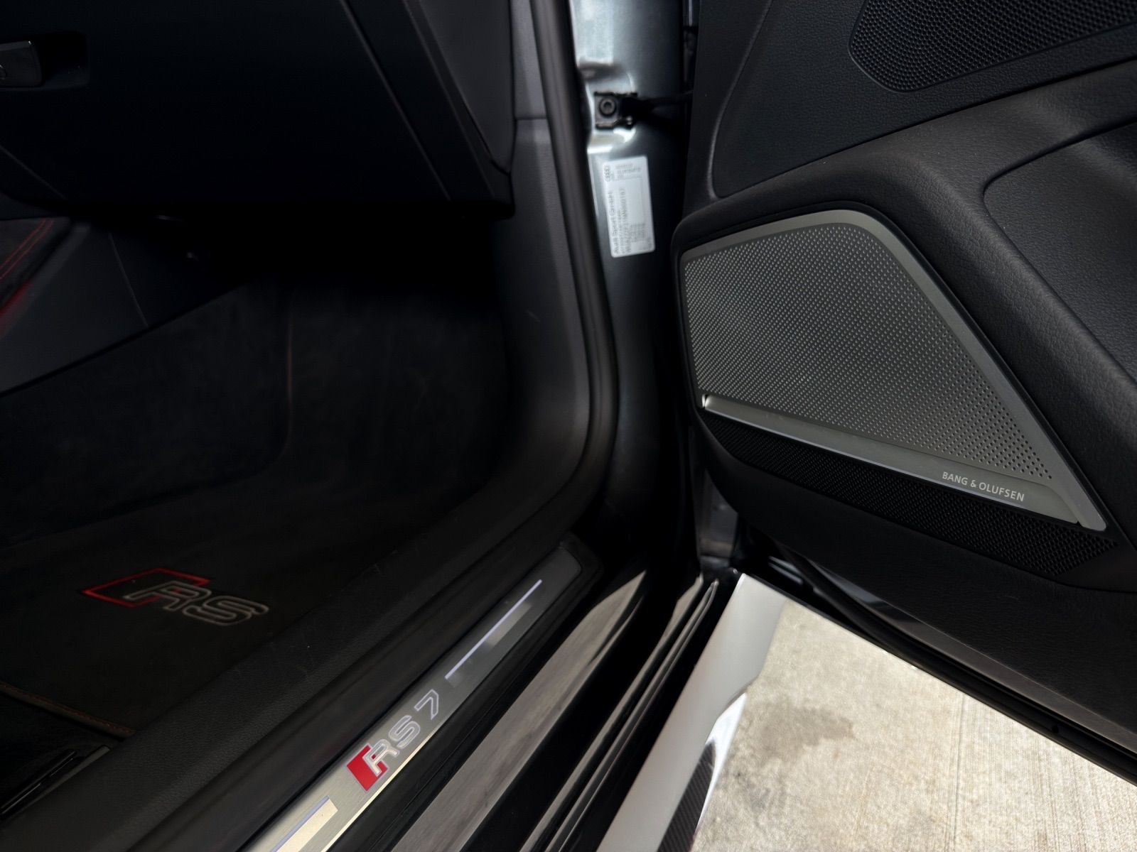 AUDI RS7 Sportback MHEV-image-22