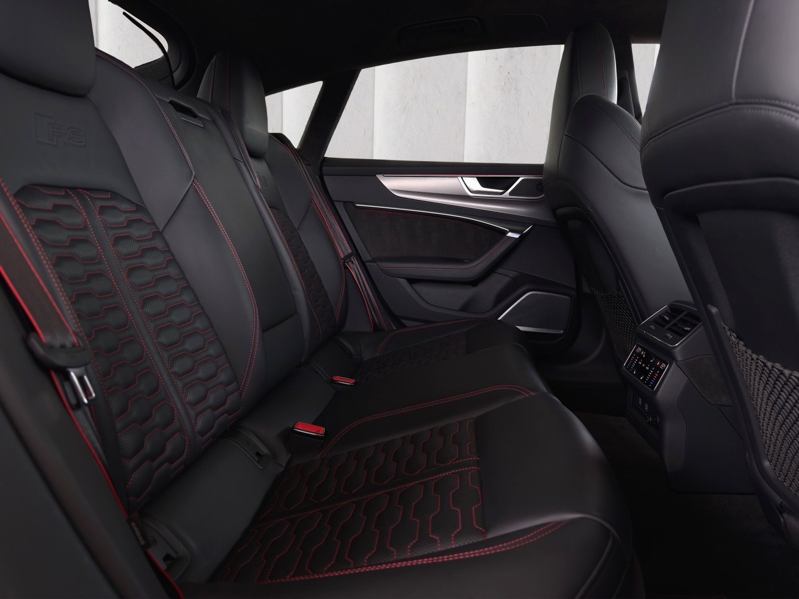AUDI RS7 Sportback MHEV-image-17
