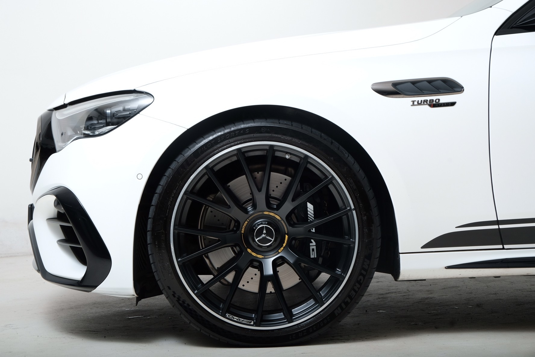 MERCEDES-BENZ E 53 Hybrid AMG 4matic S214-image-2