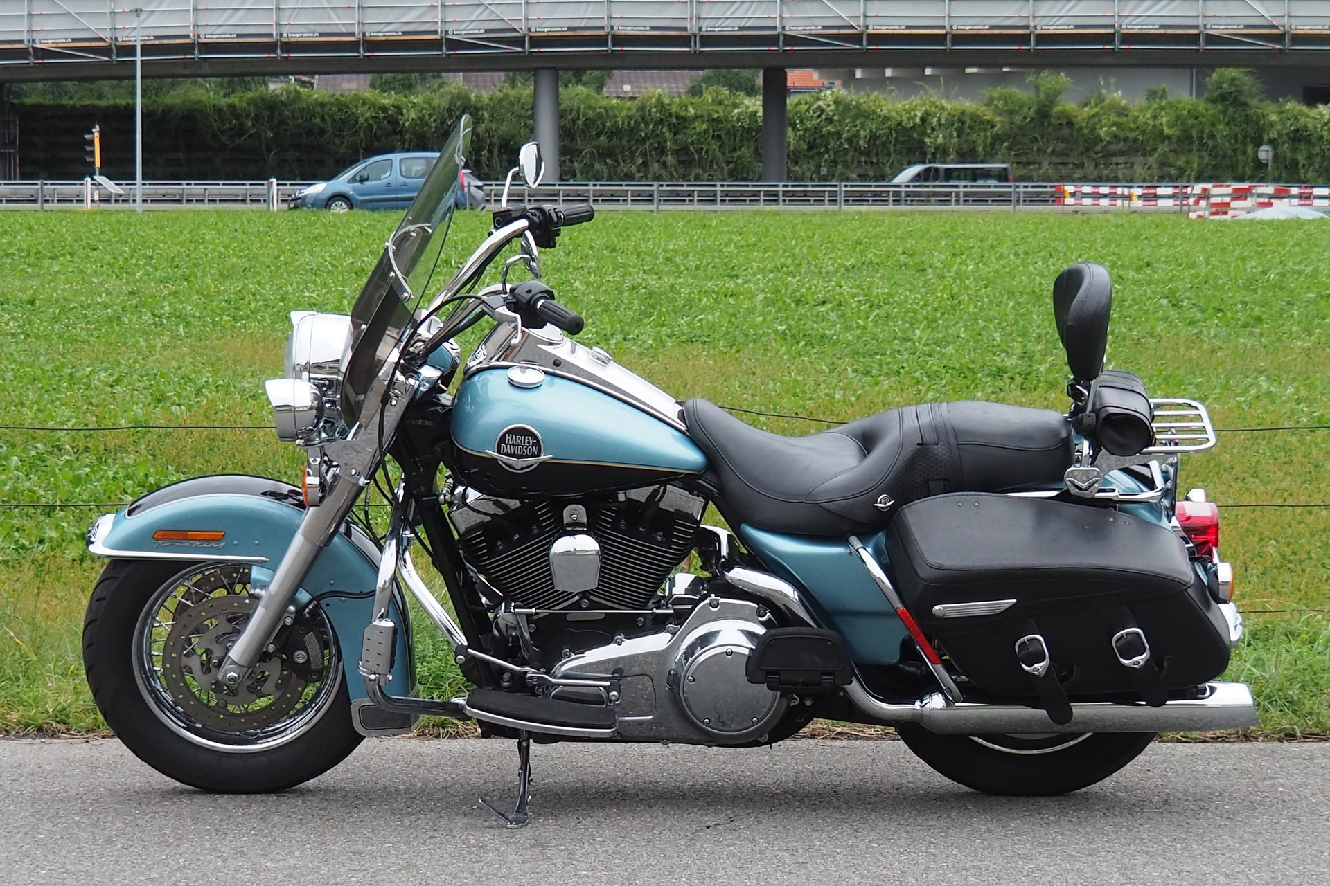 HARLEY-DAVIDSON FLHRC Road King Classic ABS-showroom-element-1