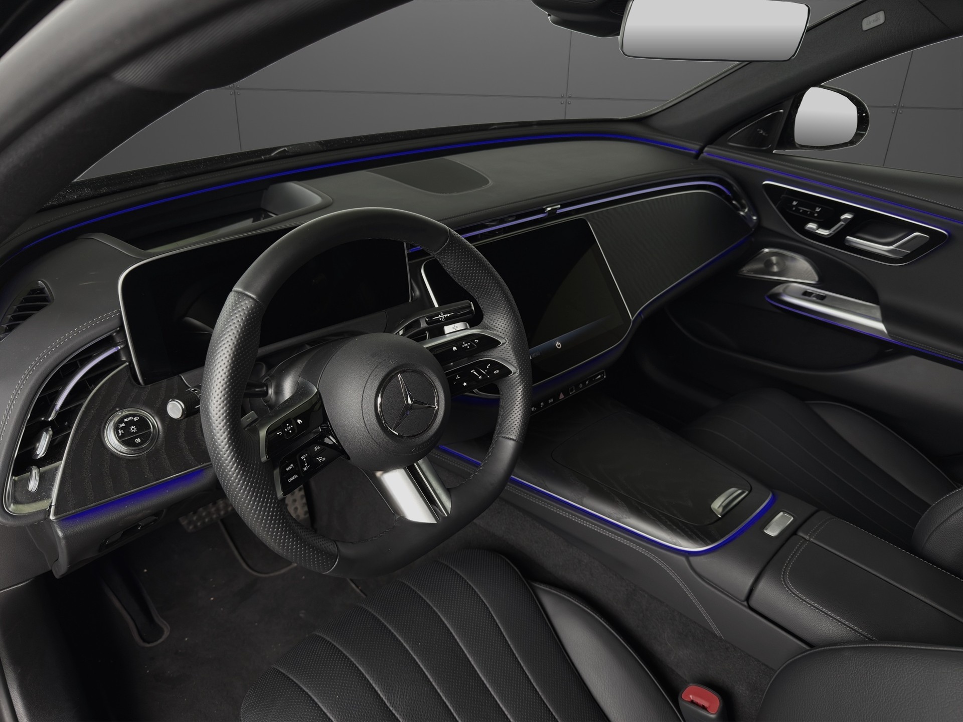 MERCEDES-BENZ E 300 de T 4Matic EQ Hybrid 9G-Tronic-image-8
