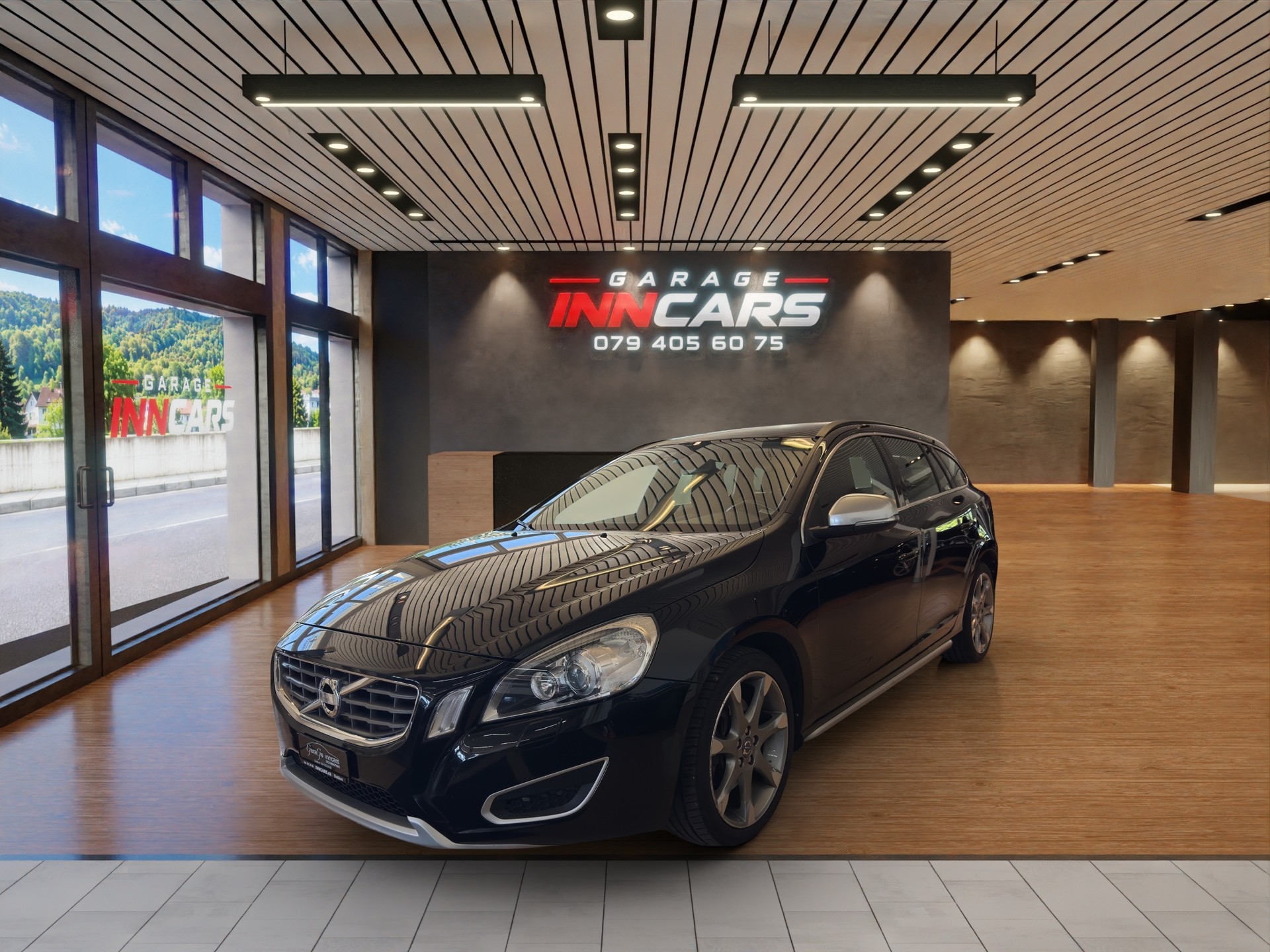 VOLVO V60 D4 AWD Momentum Geartronic-image-1