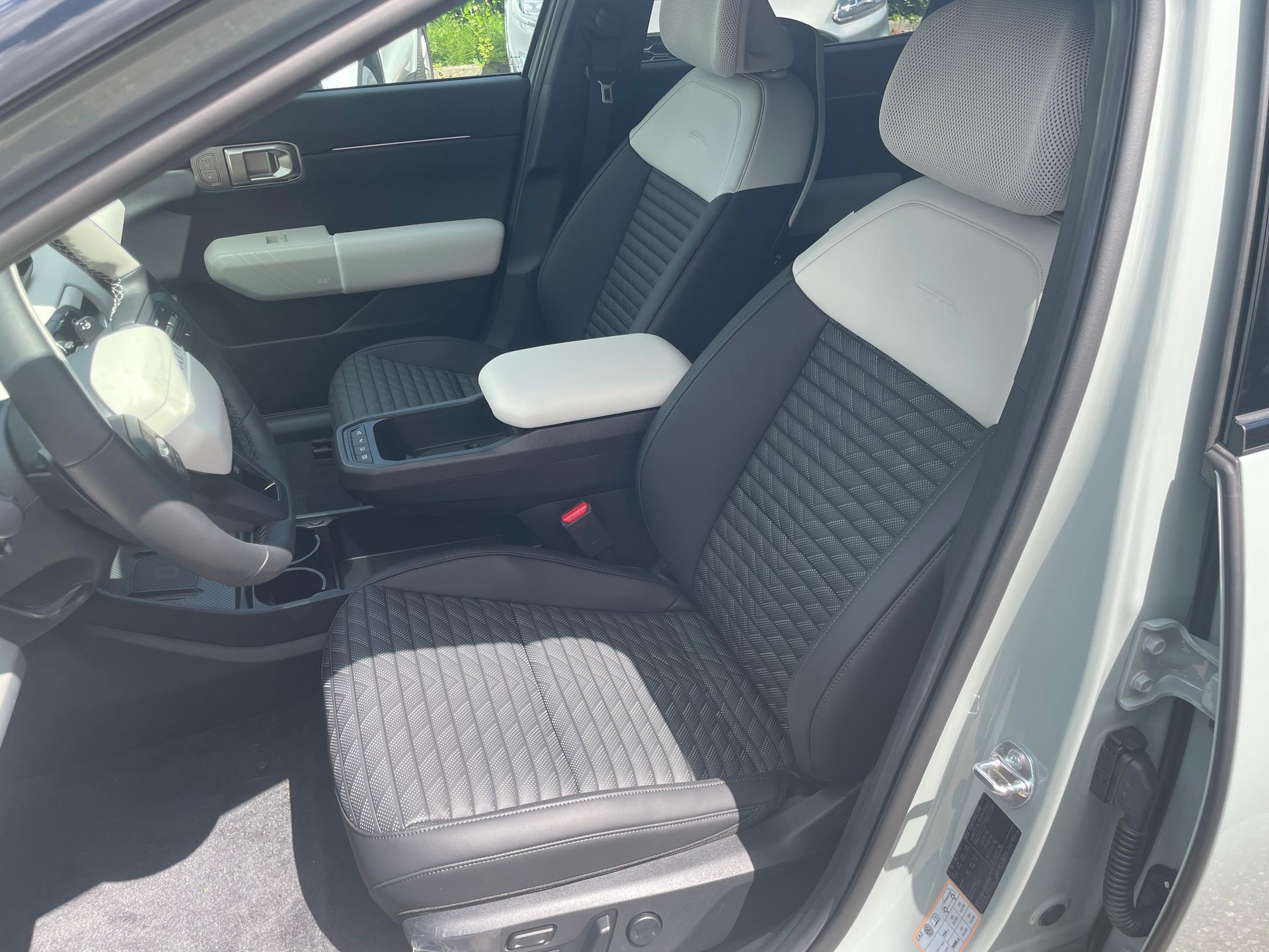 KIA EV4 Fastback 81 kWh GT-Line-image-10