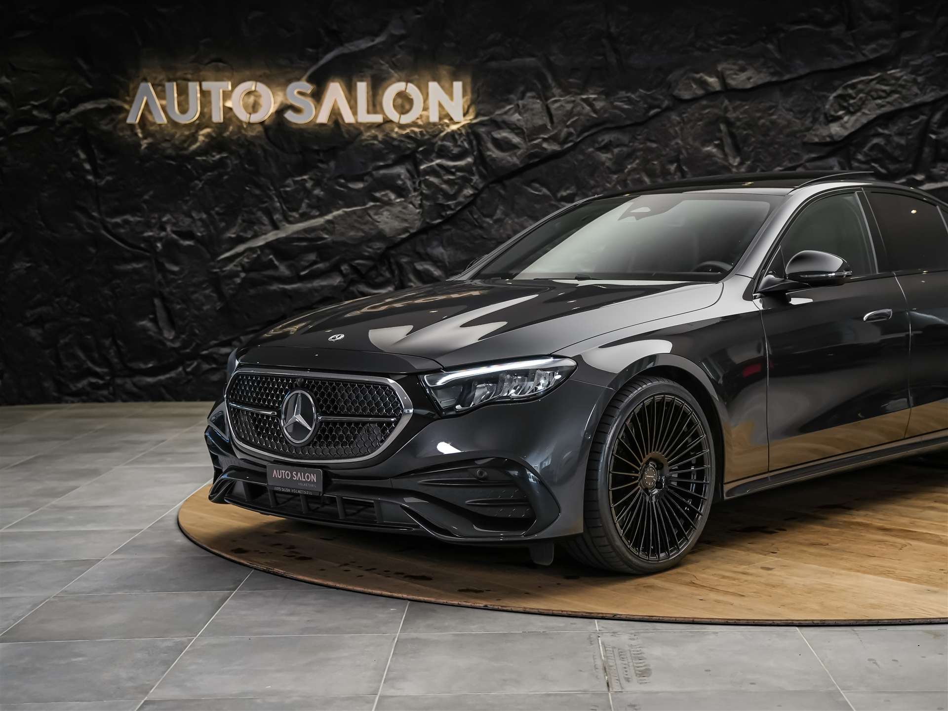 MERCEDES-BENZ E 220 d AMG Line 9G-Tronic *Werksgarantie*21" Felgen*Panorama*Lenkradheizung*-image-15