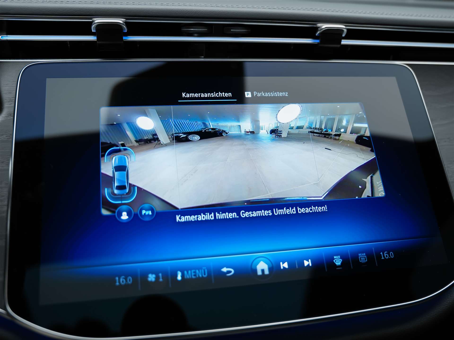 MERCEDES-BENZ E 220 d AMG Line 9G-Tronic *Werksgarantie*21" Felgen*Panorama*Lenkradheizung*-image-43