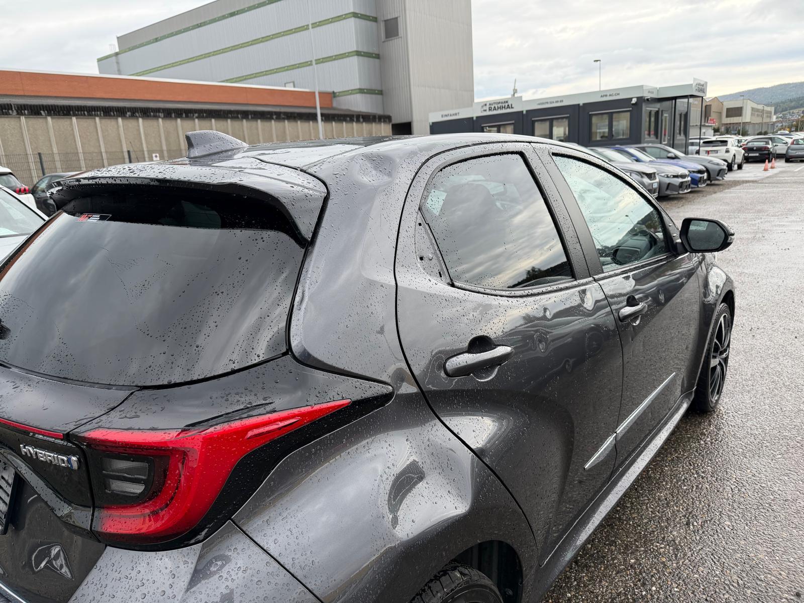 TOYOTA Yaris 1.5 VVT-i HSD Trend-image-13