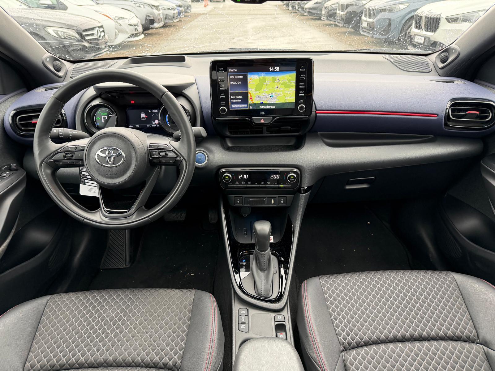 TOYOTA Yaris 1.5 VVT-i HSD Trend-image-9
