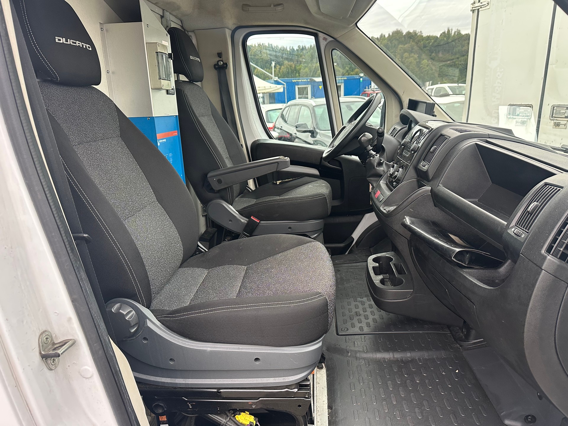 FIAT Ducato 2.3 MJ Maxi Kühlwagen-image-12