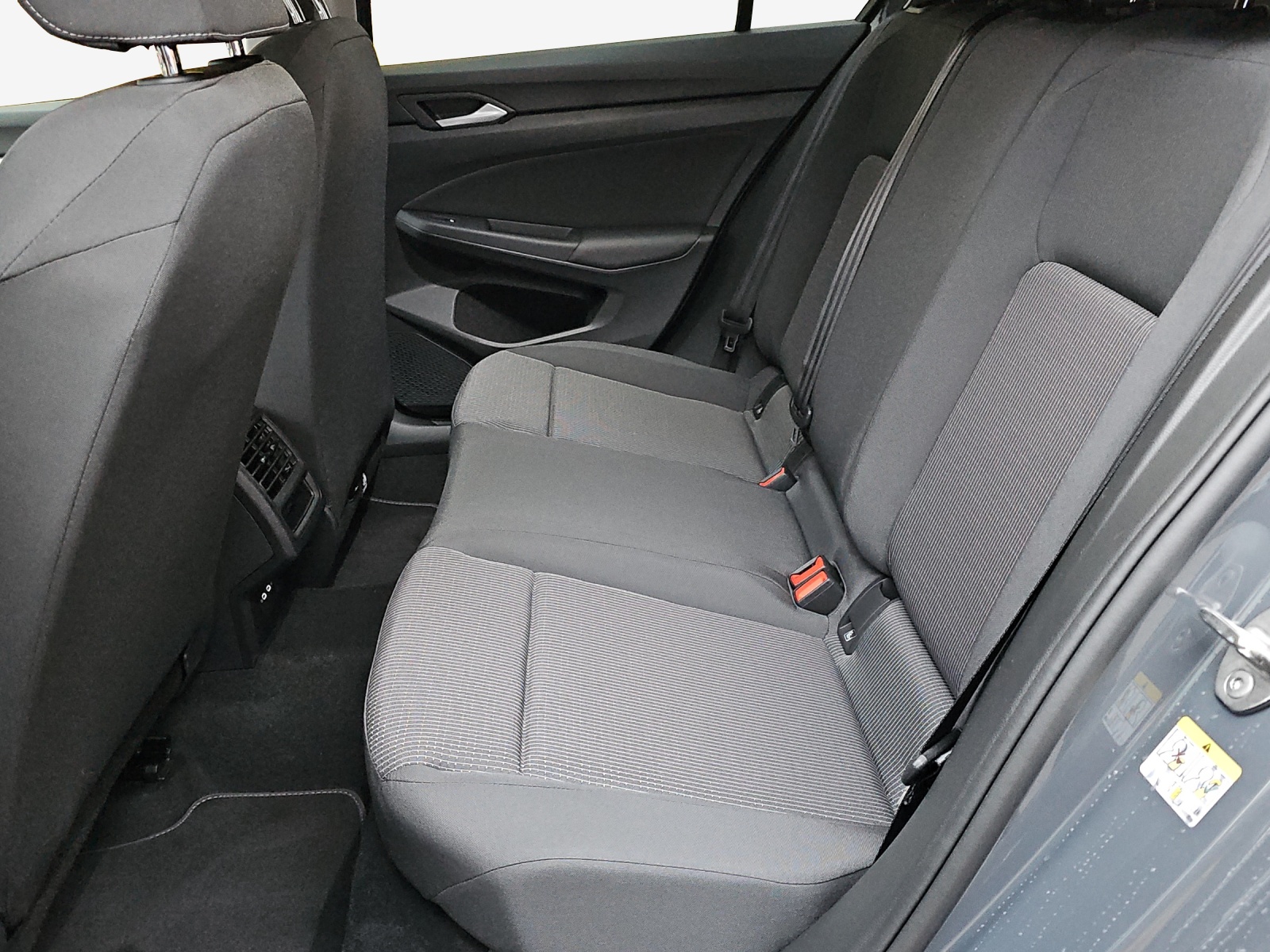 VW Golf 1.5 e TSI mHEV Value DSG-image-11