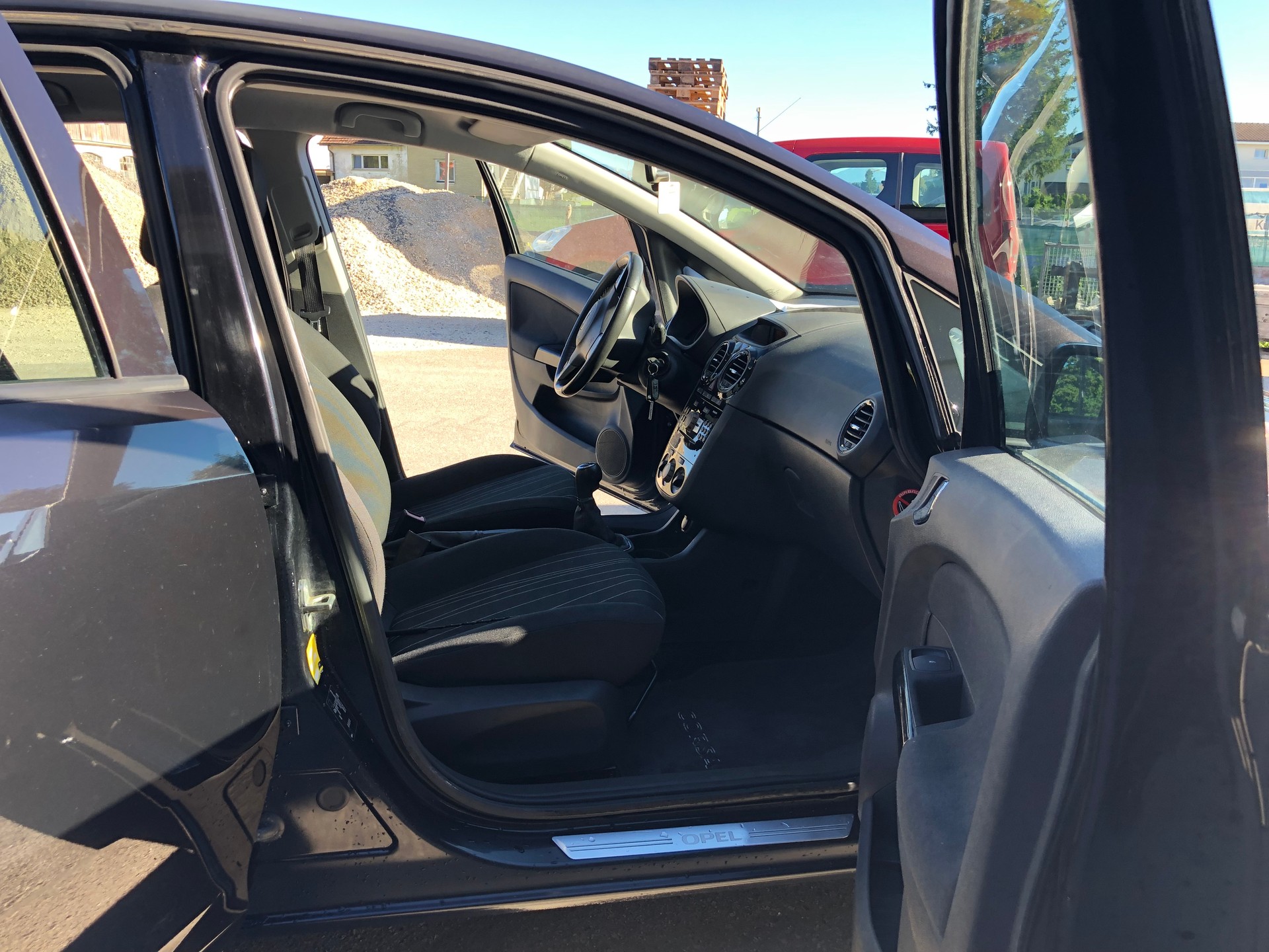OPEL Corsa 1.4 TP Color Edition-image-6