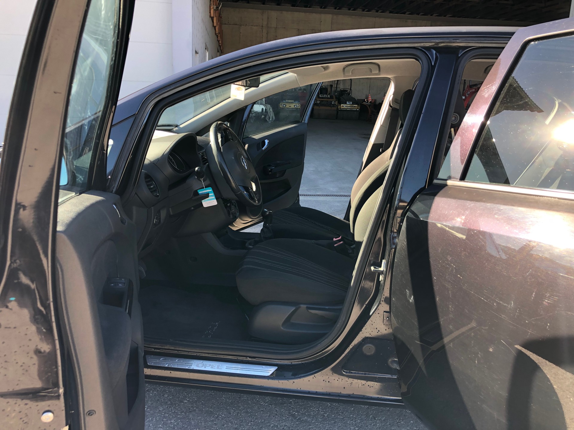 OPEL Corsa 1.4 TP Color Edition-image-7