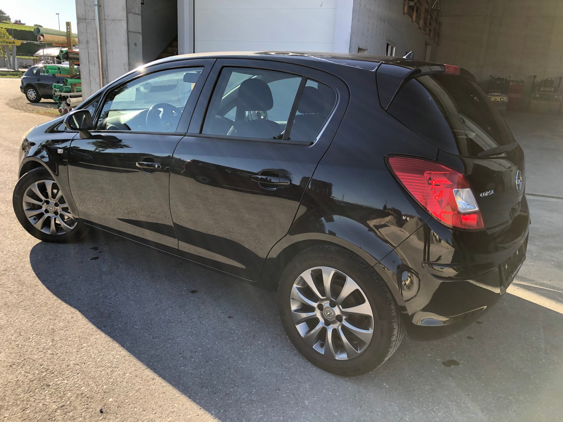OPEL Corsa 1.4 TP Color Edition-image-4