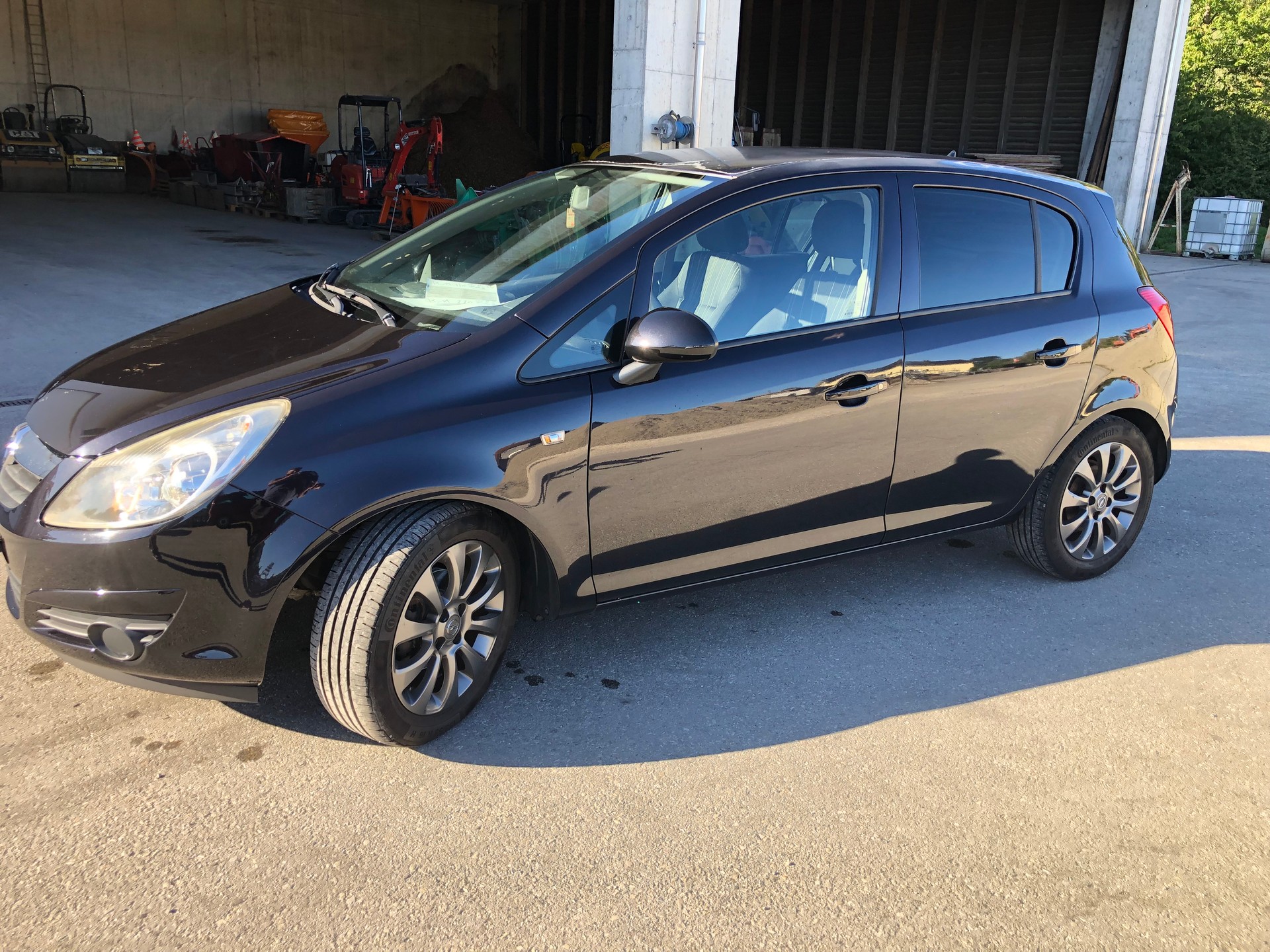 OPEL Corsa 1.4 TP Color Edition-image-1