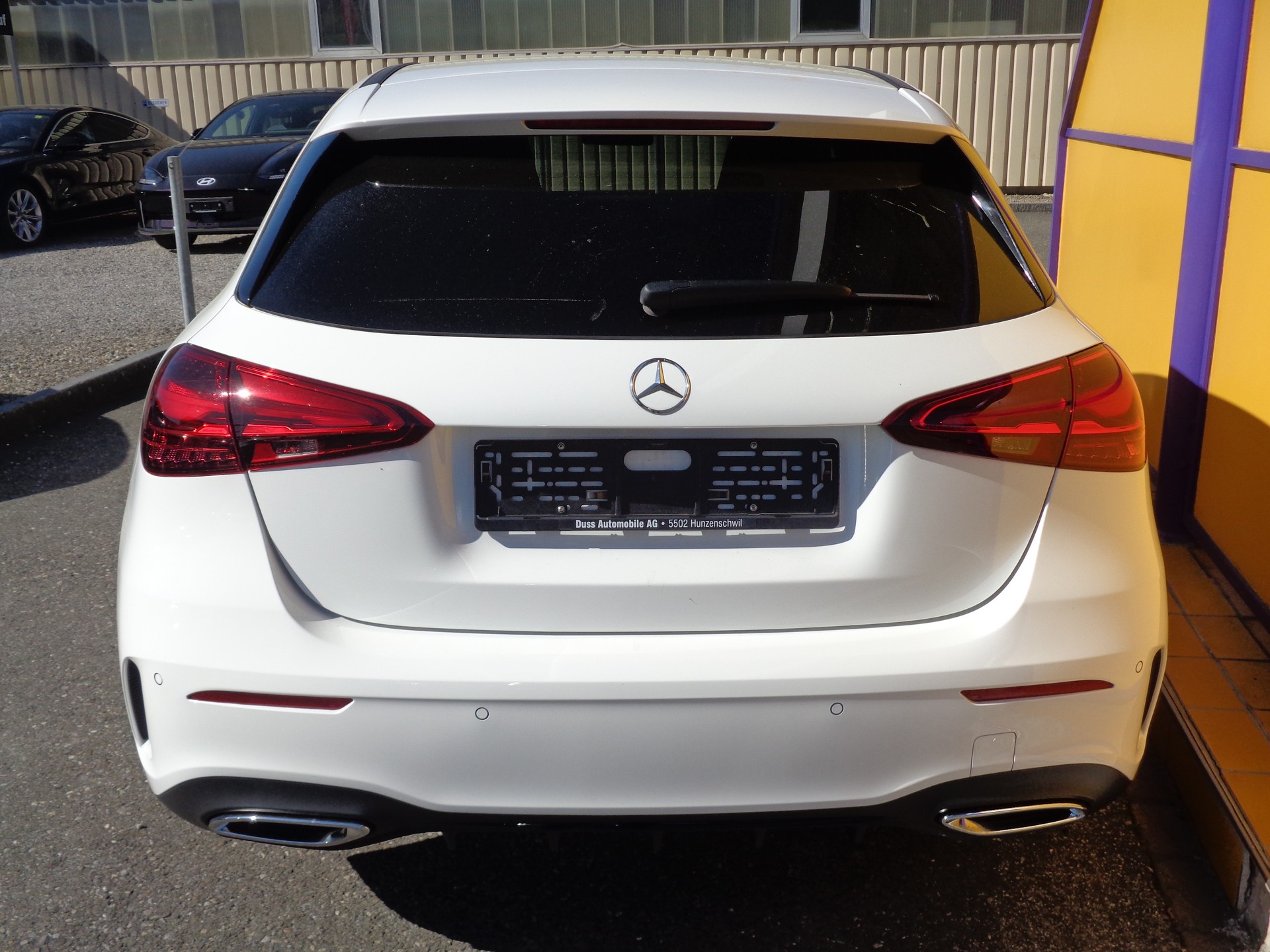 MERCEDES-BENZ A 250 4Matic 8G-DCT AMG Line-image-6