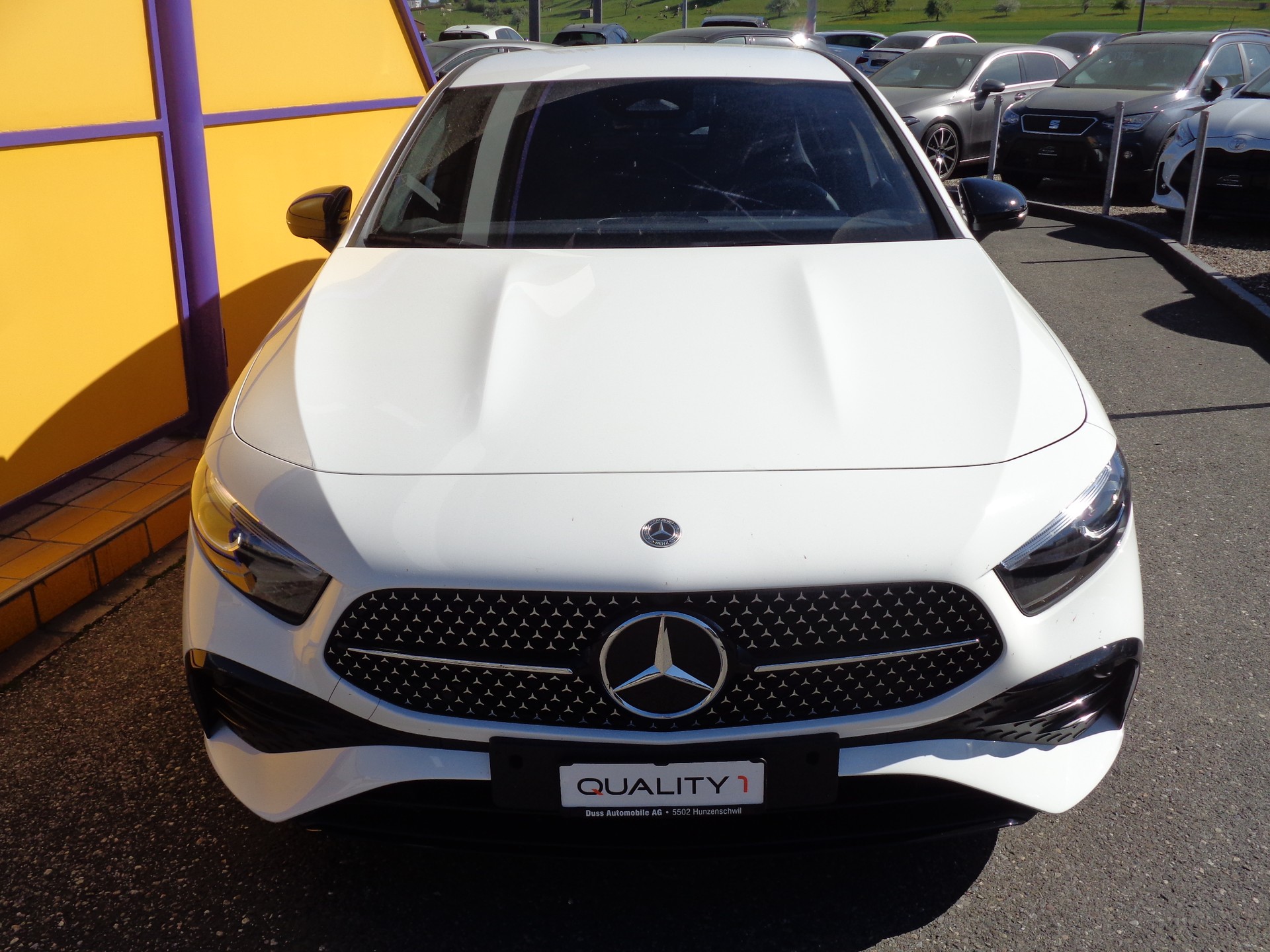 MERCEDES-BENZ A 250 4Matic 8G-DCT AMG Line-image-1