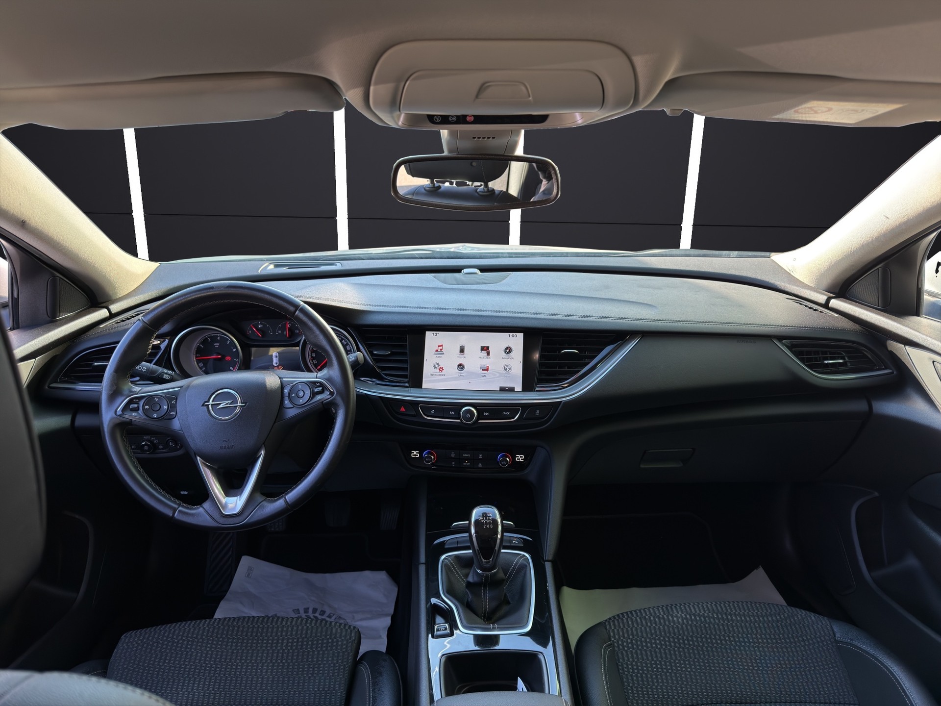 OPEL Insignia 1.5 T Sports Tourer Edition-image-9