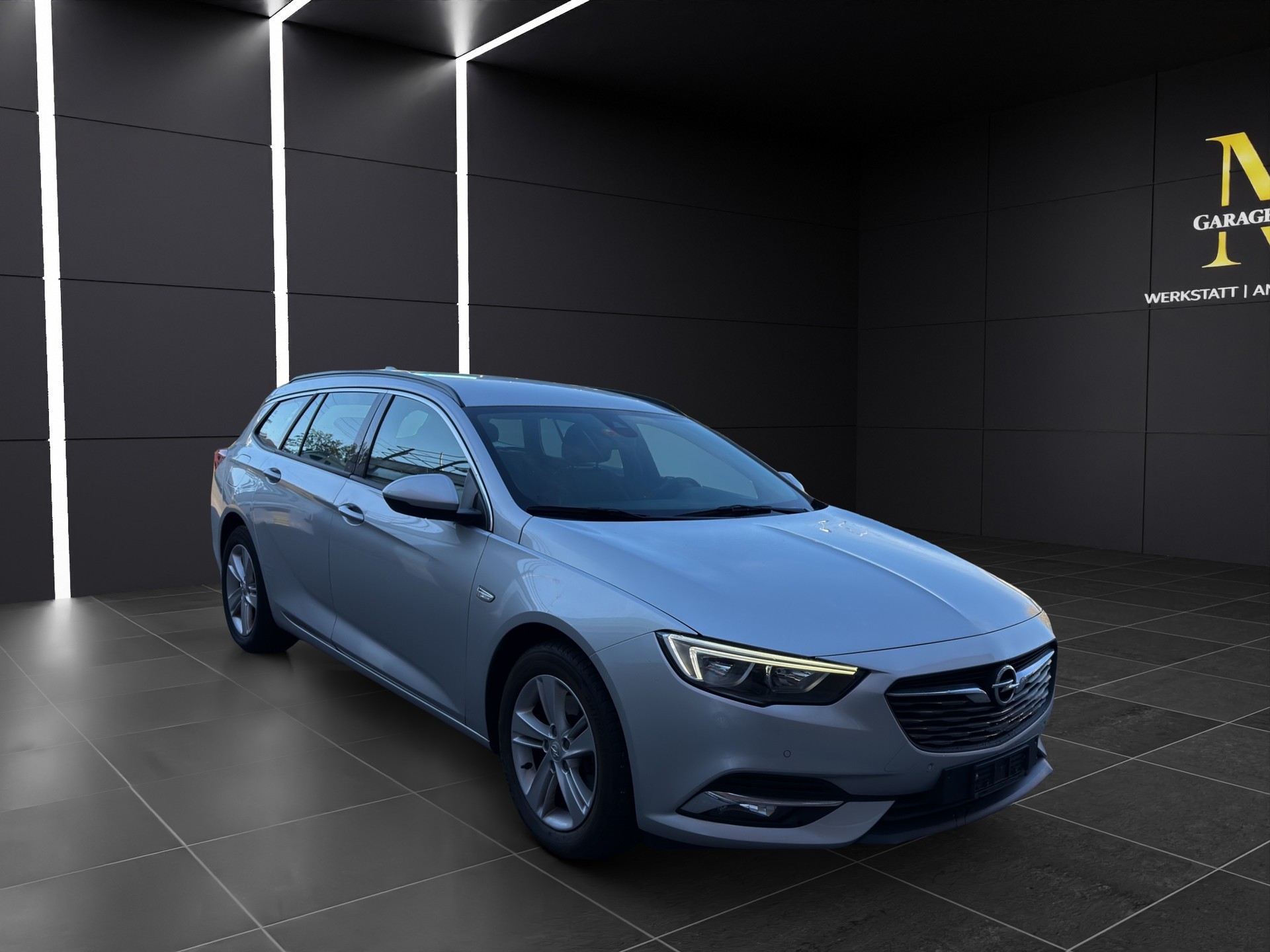OPEL Insignia 1.5 T Sports Tourer Edition-image-6