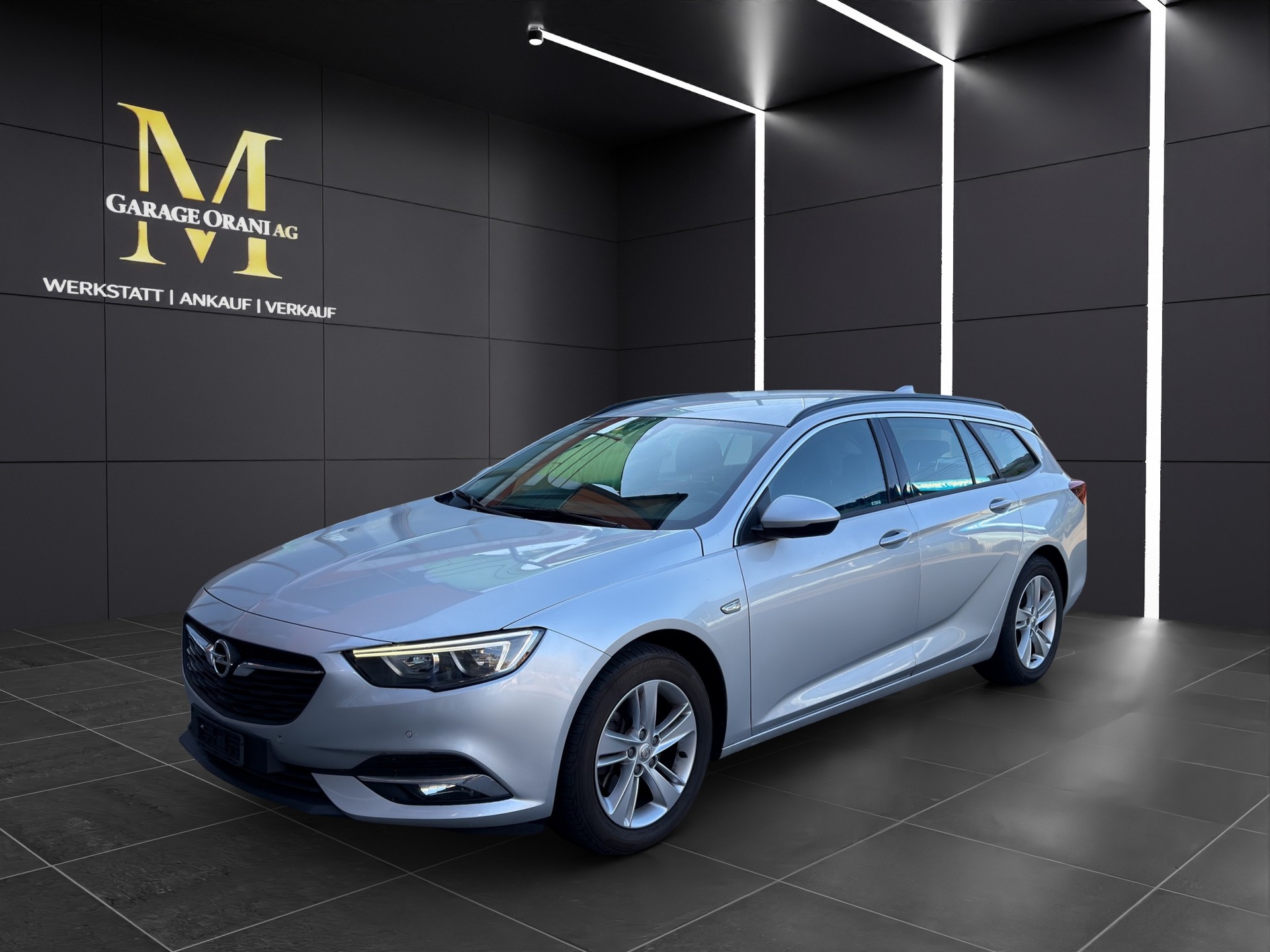 OPEL Insignia 1.5 T Sports Tourer Edition-image-0