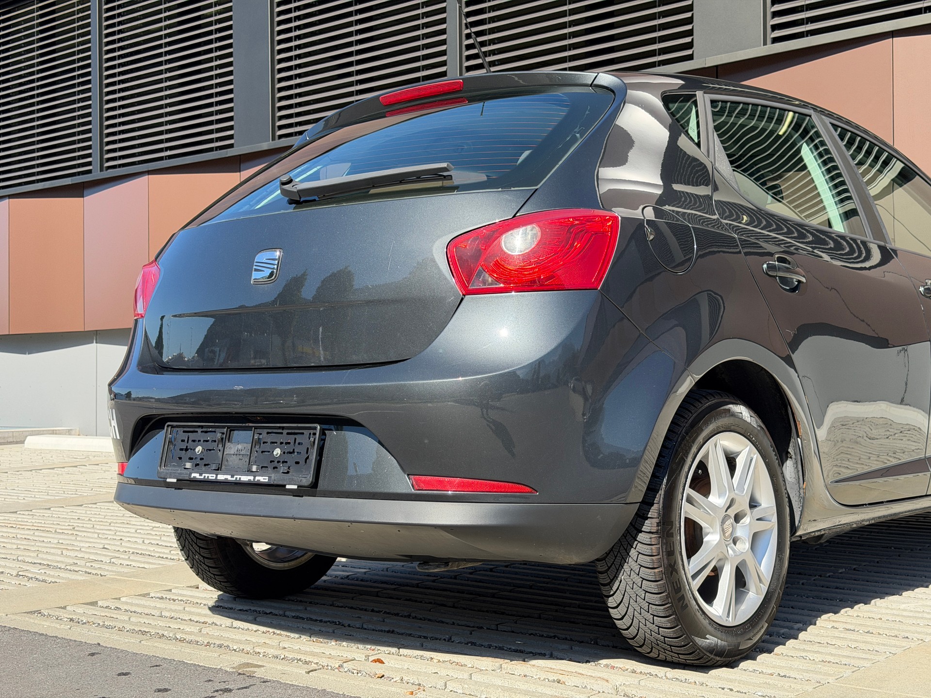 SEAT Ibiza SC 1.4 Style *frisch ab MFK + Service*-image-21