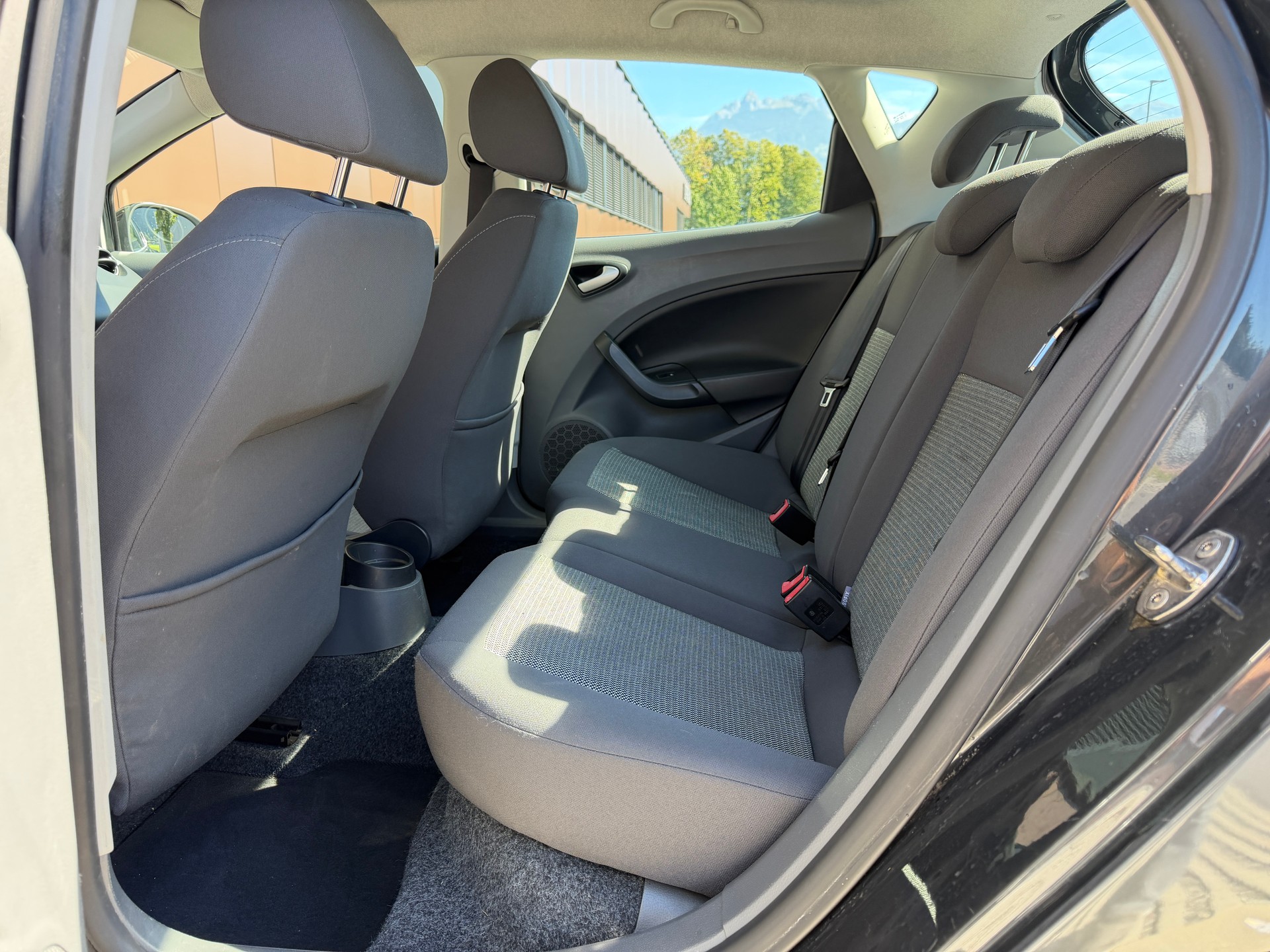 SEAT Ibiza SC 1.4 Style *frisch ab MFK + Service*-image-13