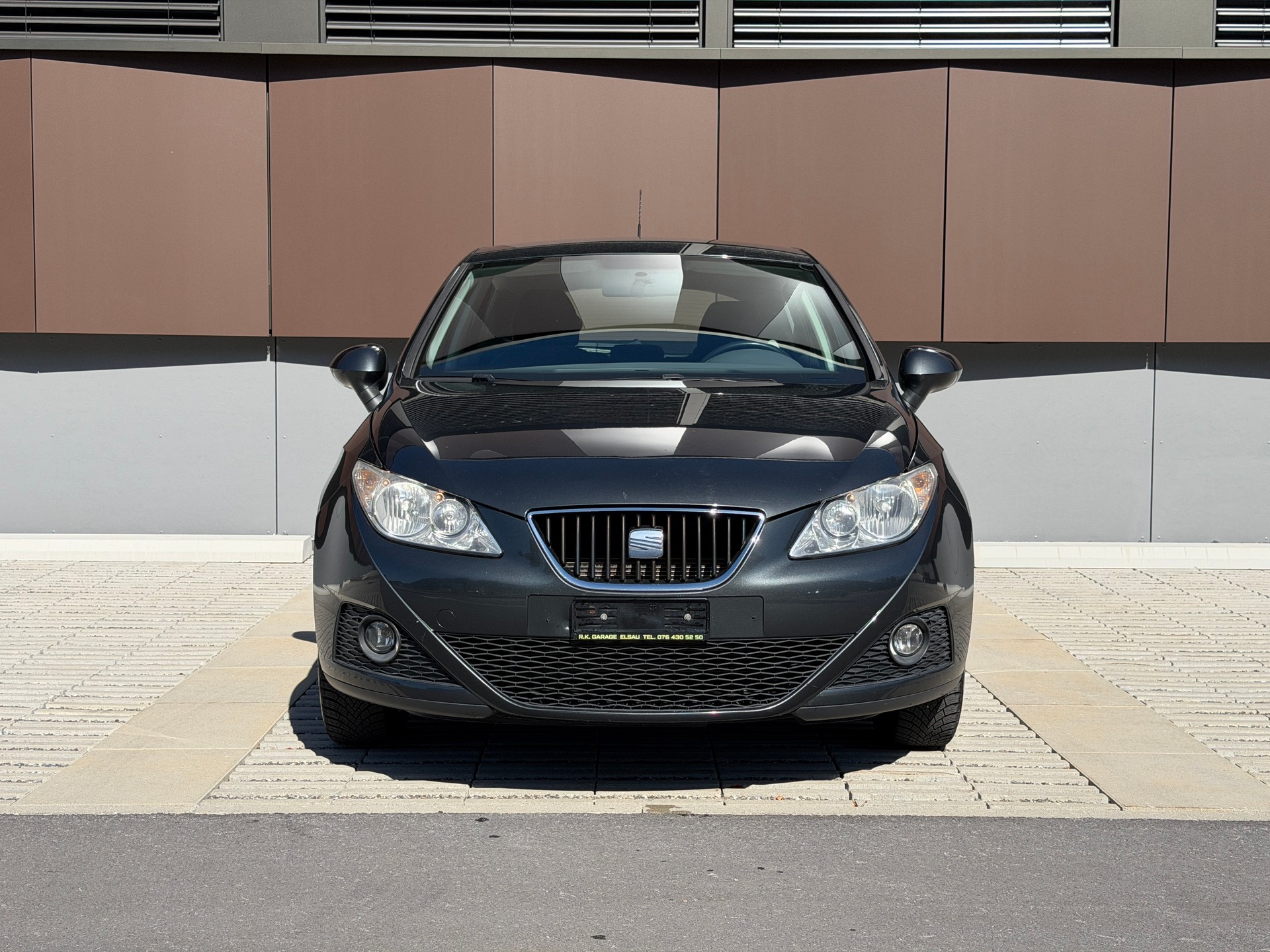 SEAT Ibiza SC 1.4 Style *frisch ab MFK + Service*-showroom-element-1