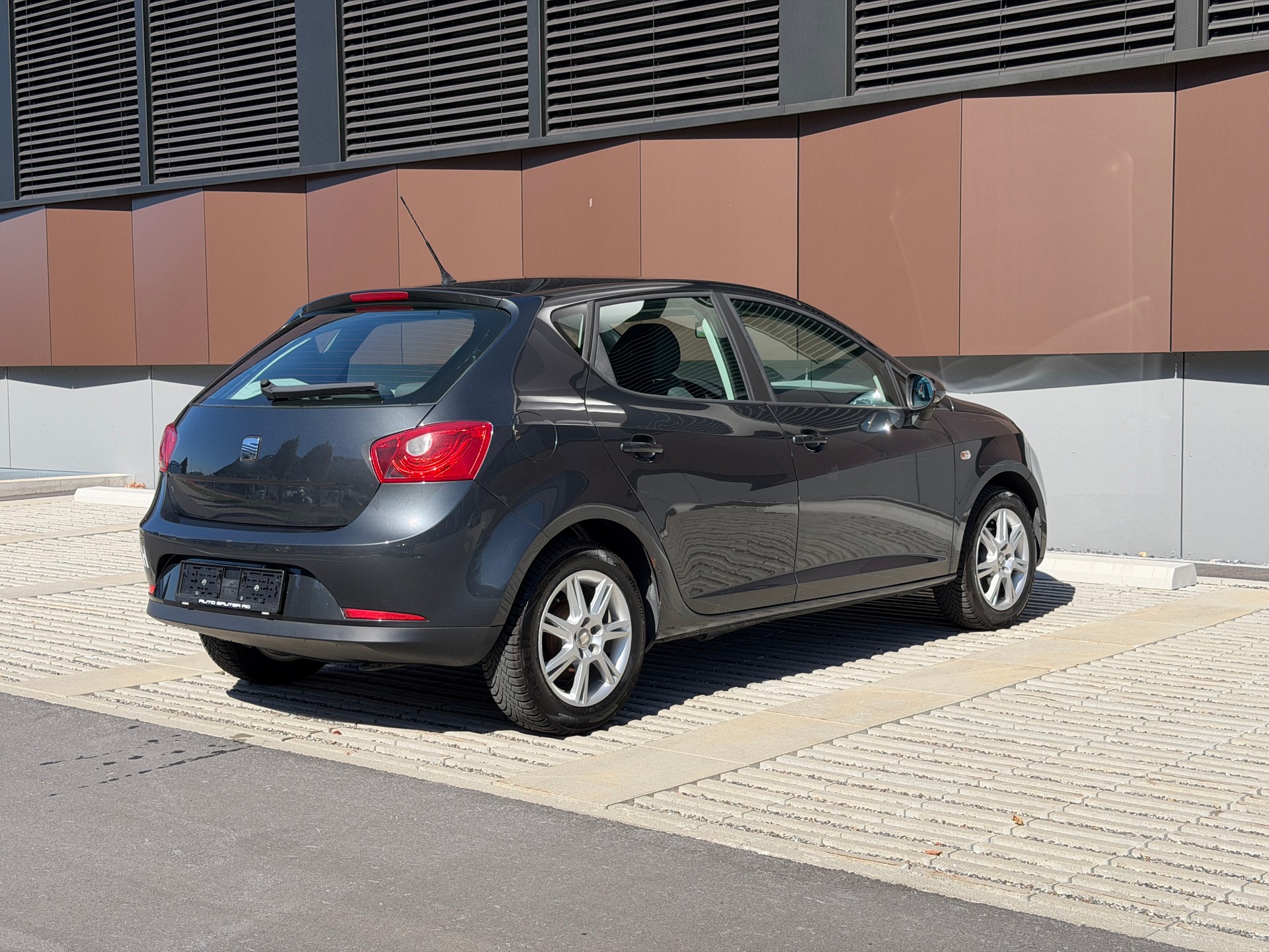 SEAT Ibiza SC 1.4 Style *frisch ab MFK + Service*-image-5