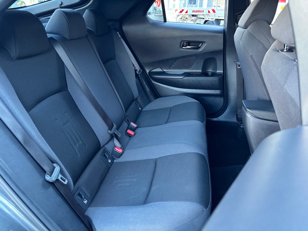 TOYOTA C-HR 1.8 HSD CVT Trend-image-15