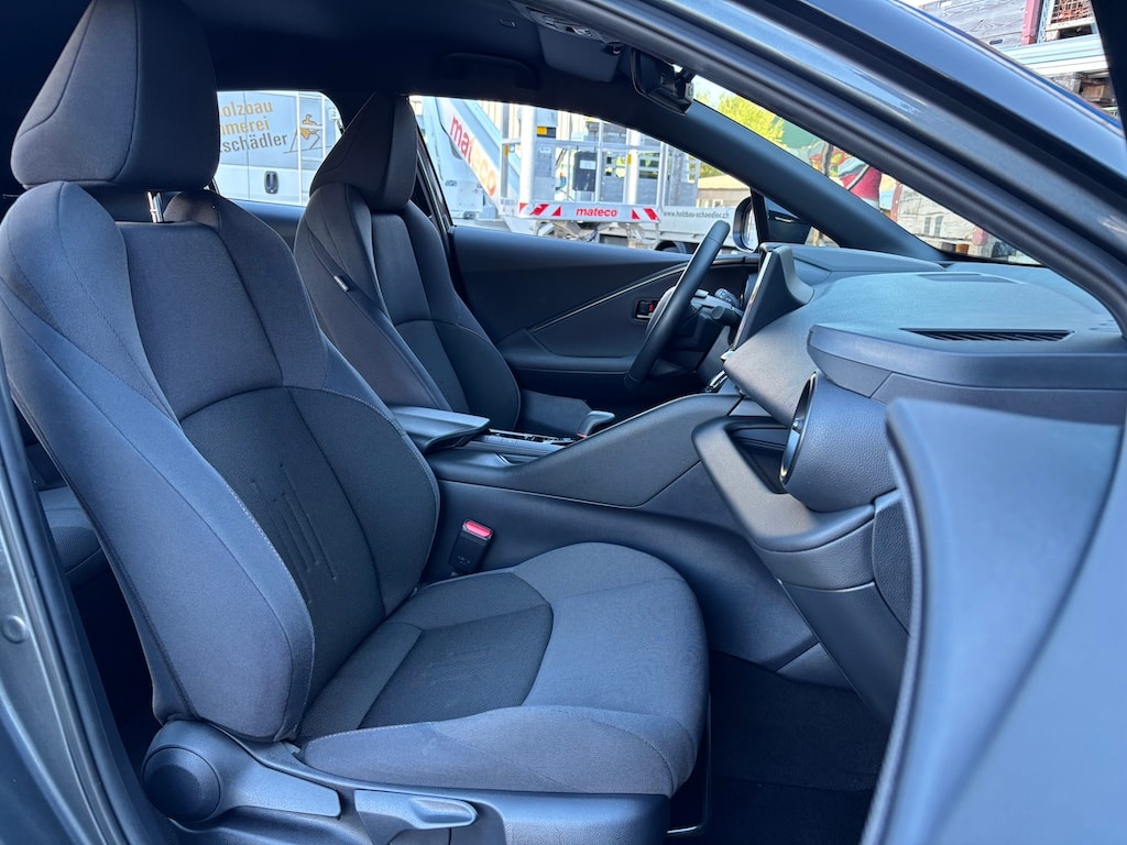 TOYOTA C-HR 1.8 HSD CVT Trend-image-7