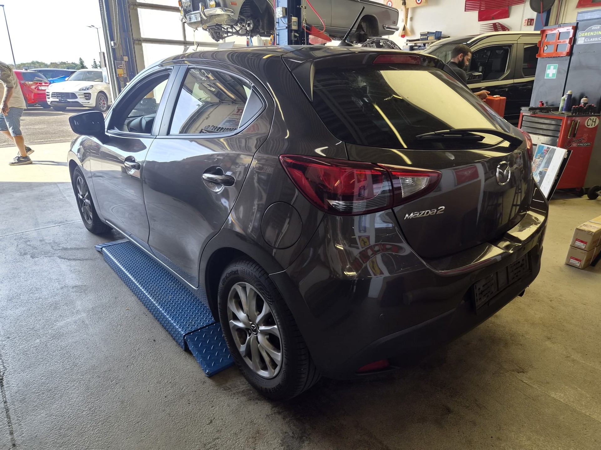 MAZDA 2 1.5i 16V Ambition Plus-image-4