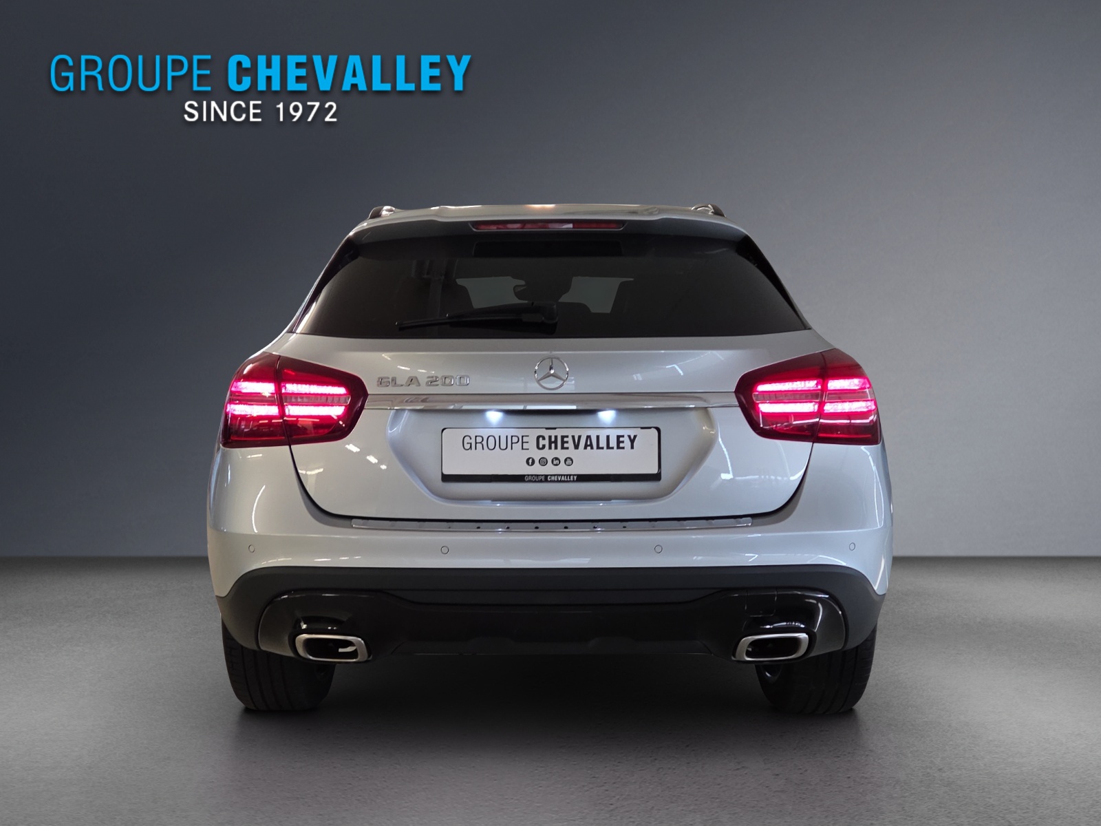 MERCEDES-BENZ GLA 200 Night Star-image-4