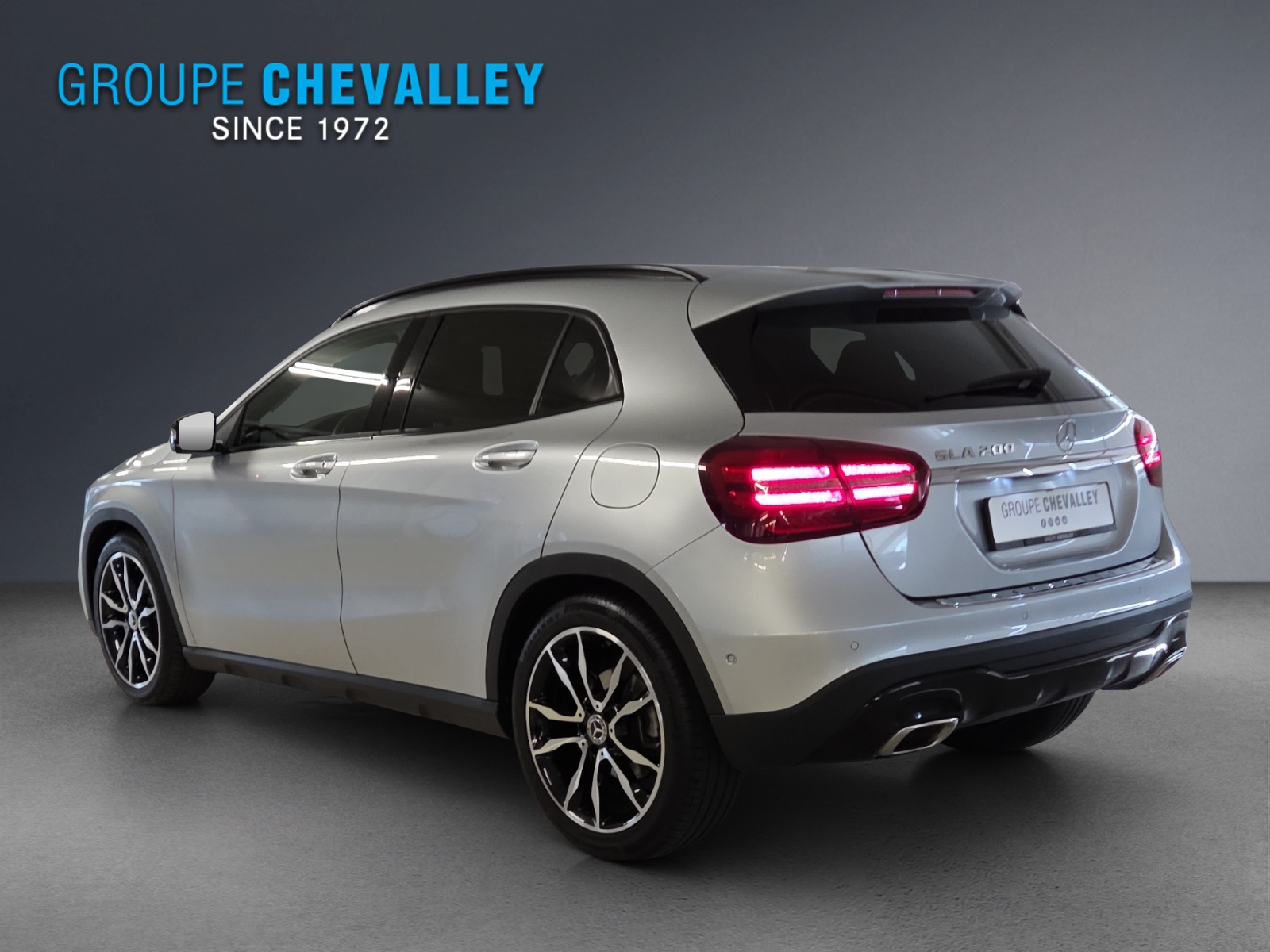 MERCEDES-BENZ GLA 200 Night Star-image-3
