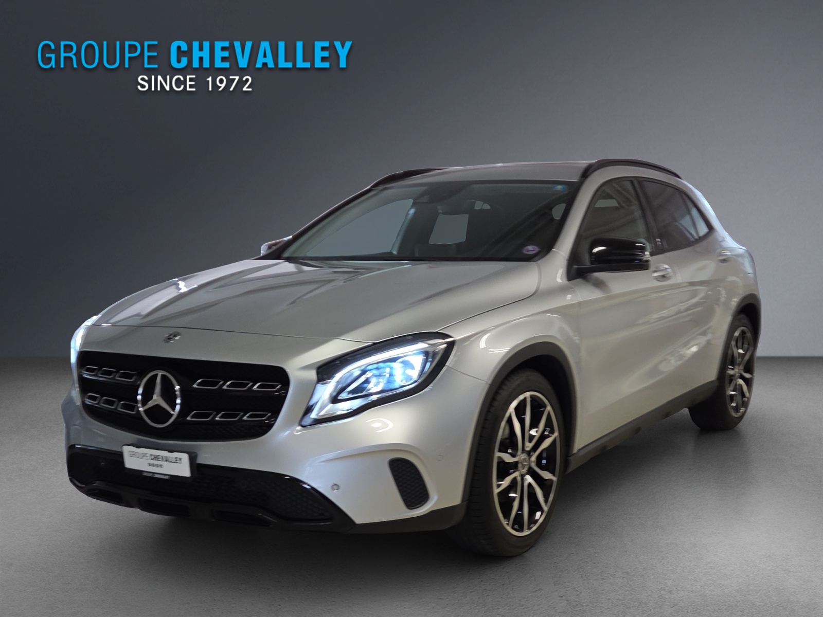 MERCEDES-BENZ GLA 200 Night Star-image-0