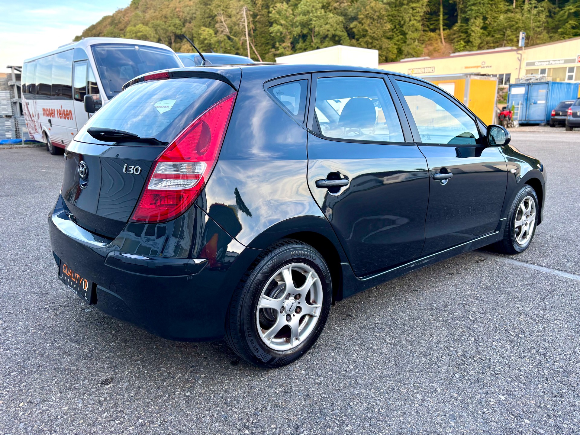 HYUNDAI i30 1.6 Style Automatic-image-3