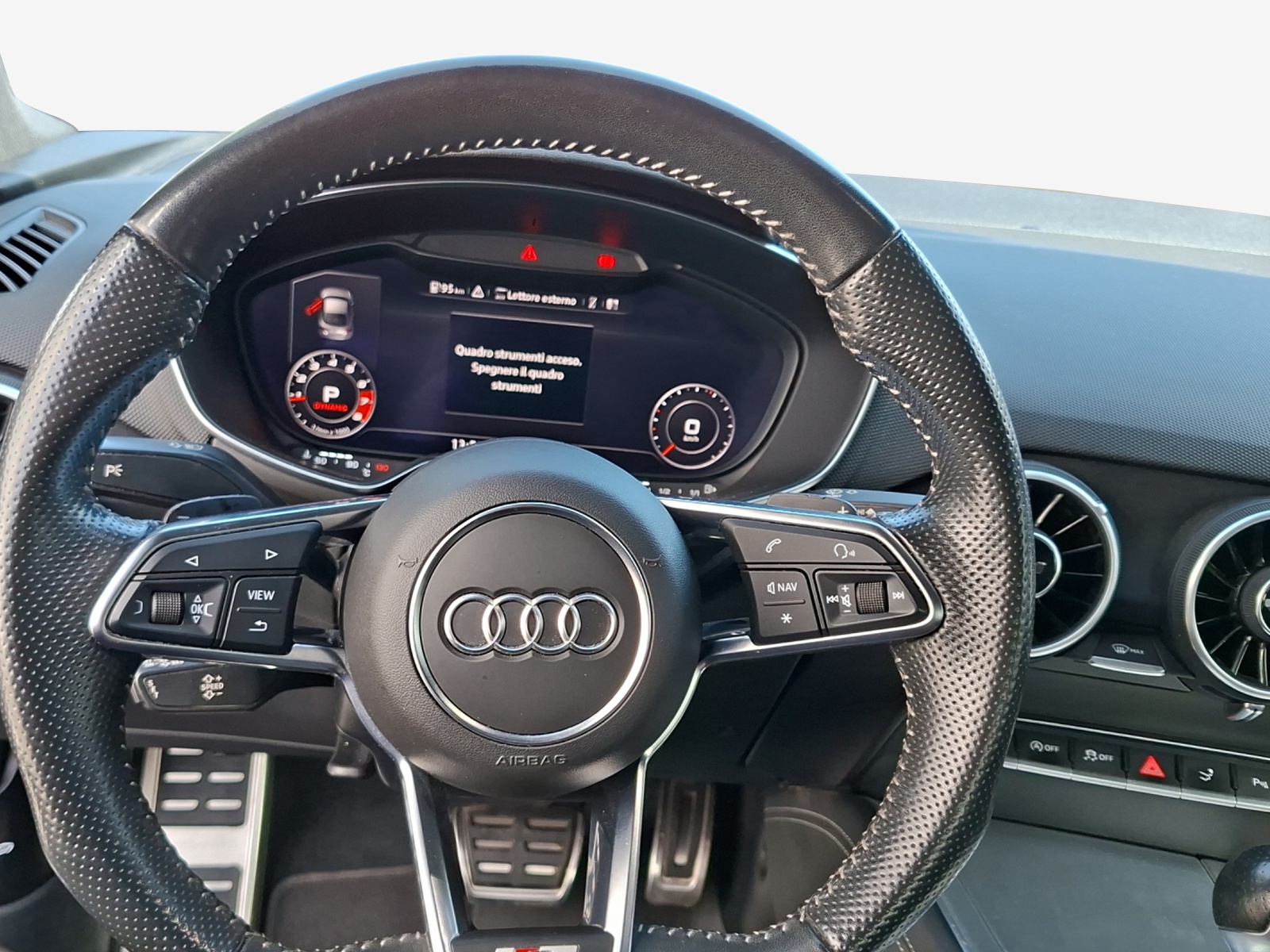 AUDI TT Coupé TTS quattro S-tronic-image-9