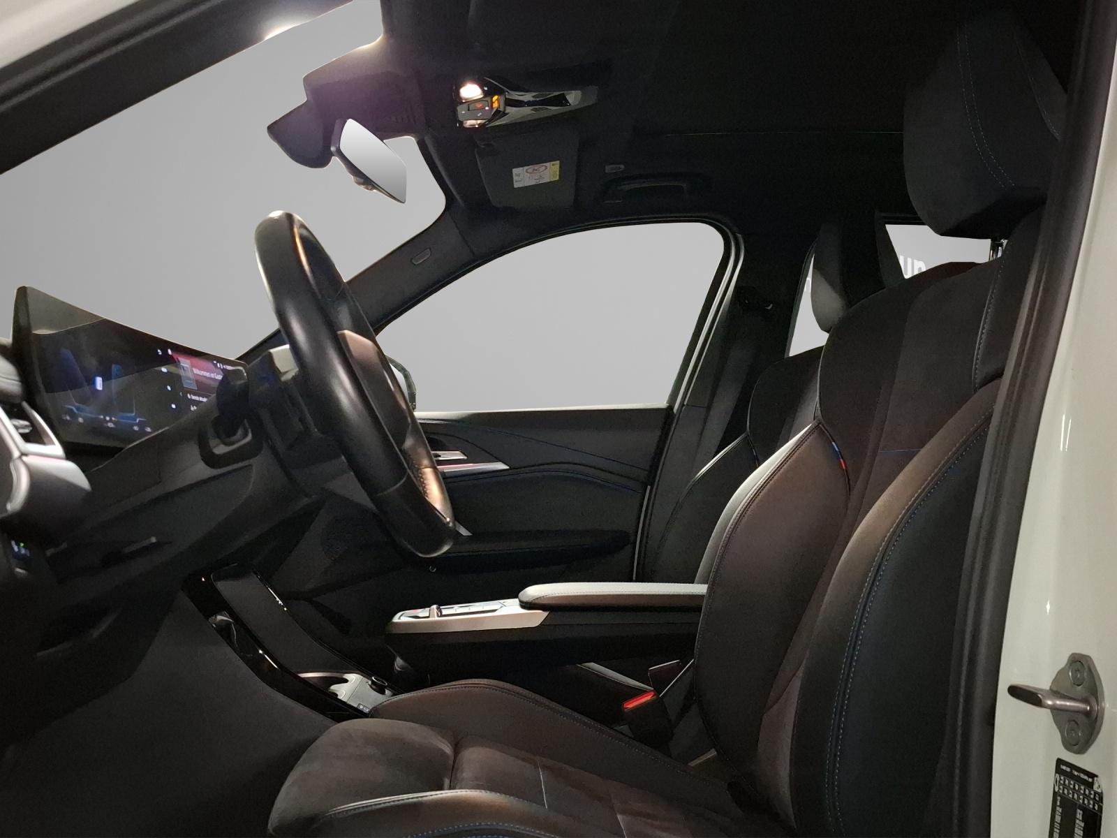 BMW iX1 U11 30 xDrive-image-6