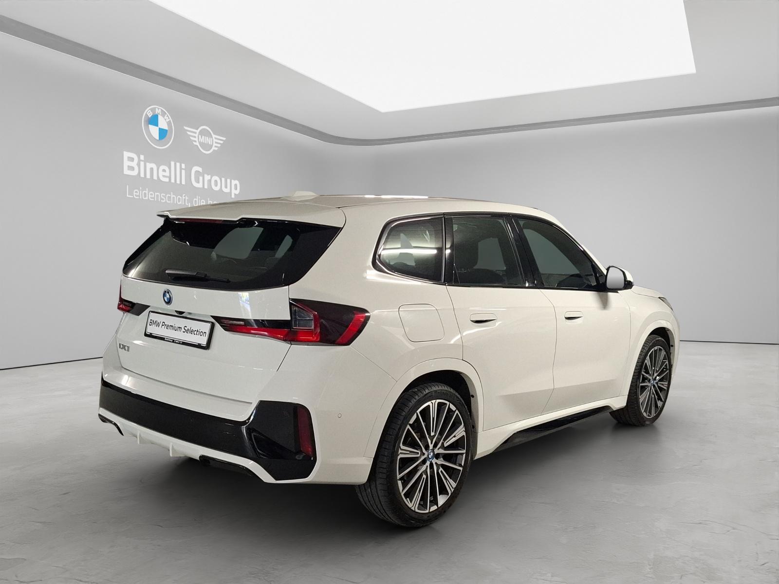 BMW iX1 U11 30 xDrive-image-17