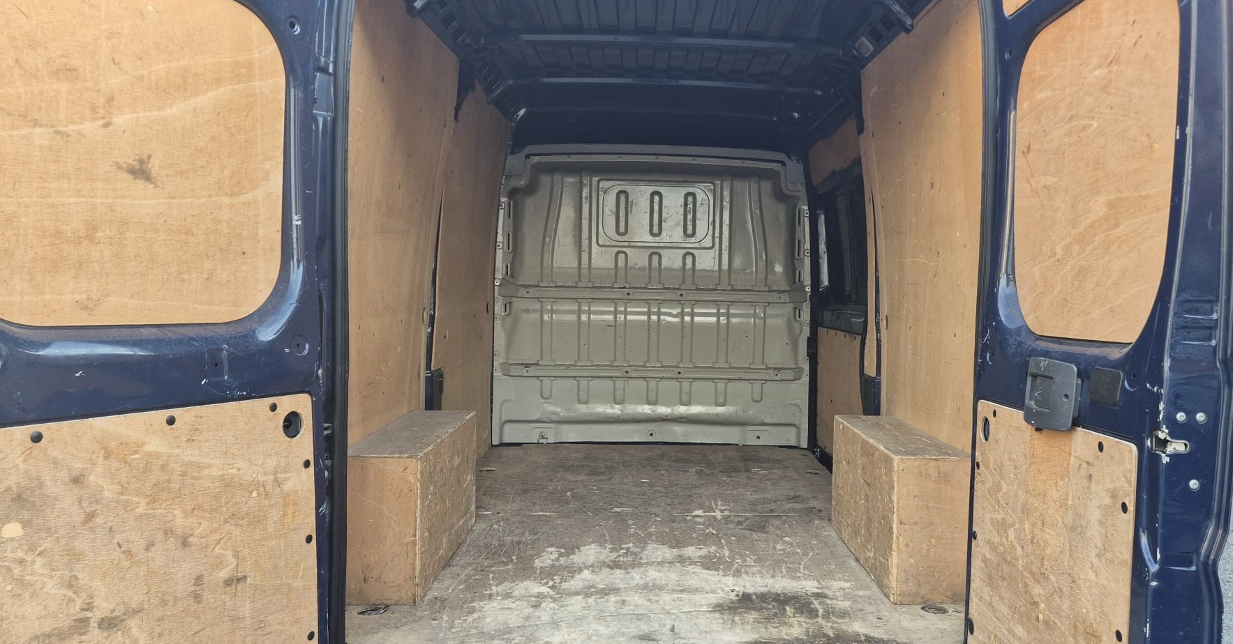 CITROEN Jumper 2.2 HDi 33 L2H2-image-2