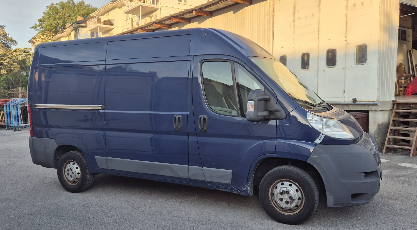 CITROEN Jumper 2.2 HDi 33 L2H2-image-1