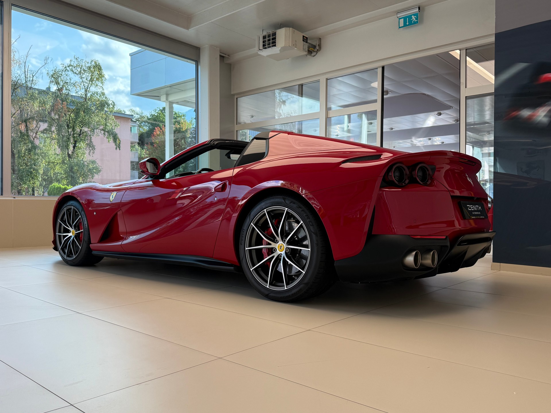 FERRARI 812 GTS-image-6