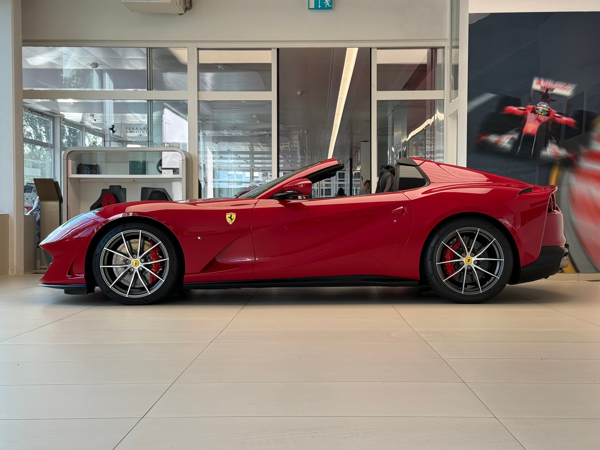 FERRARI 812 GTS-image-7