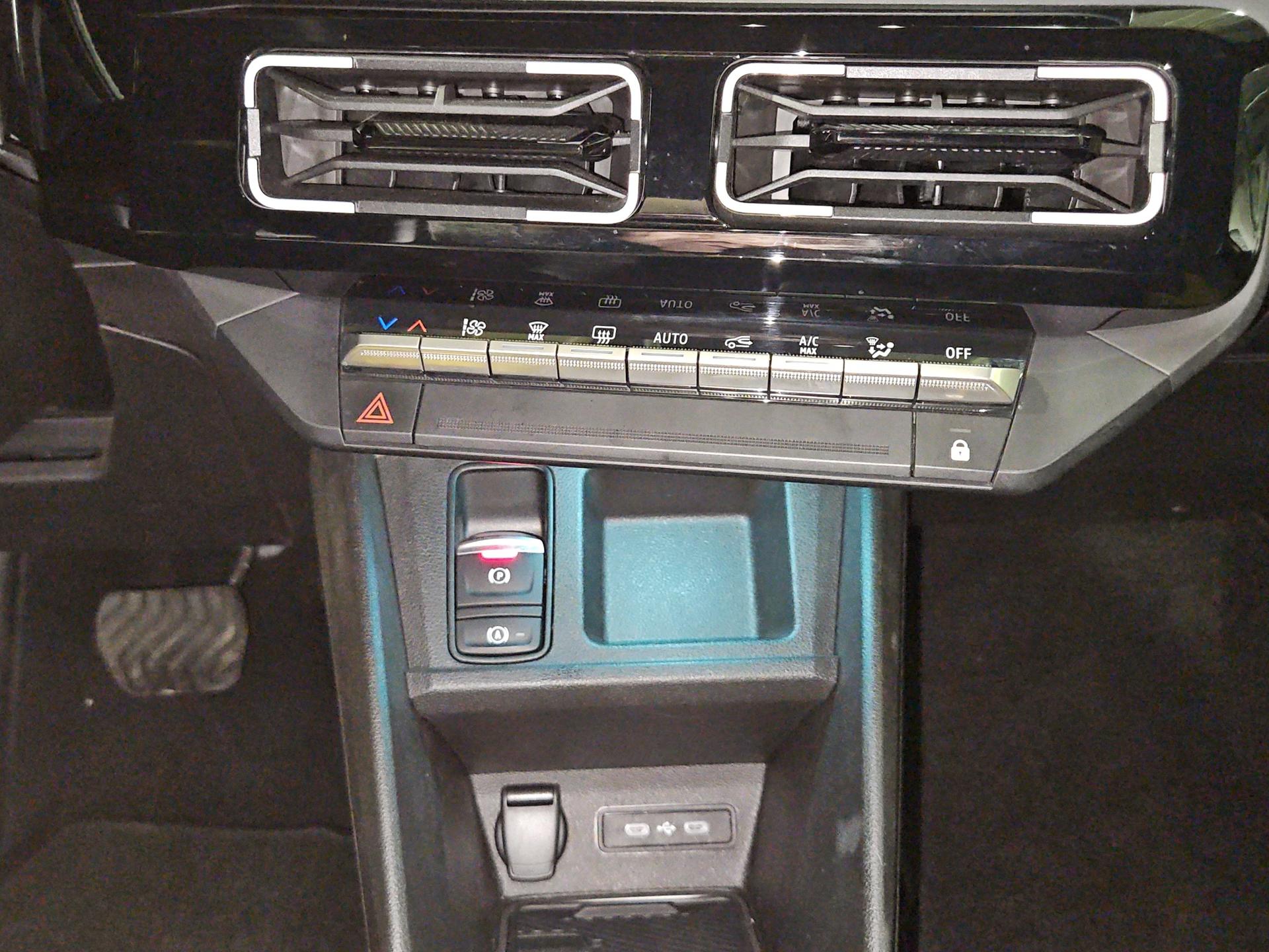 RENAULT R5 E-Tech Comfort Range 52 kWh Iconic Five-image-20